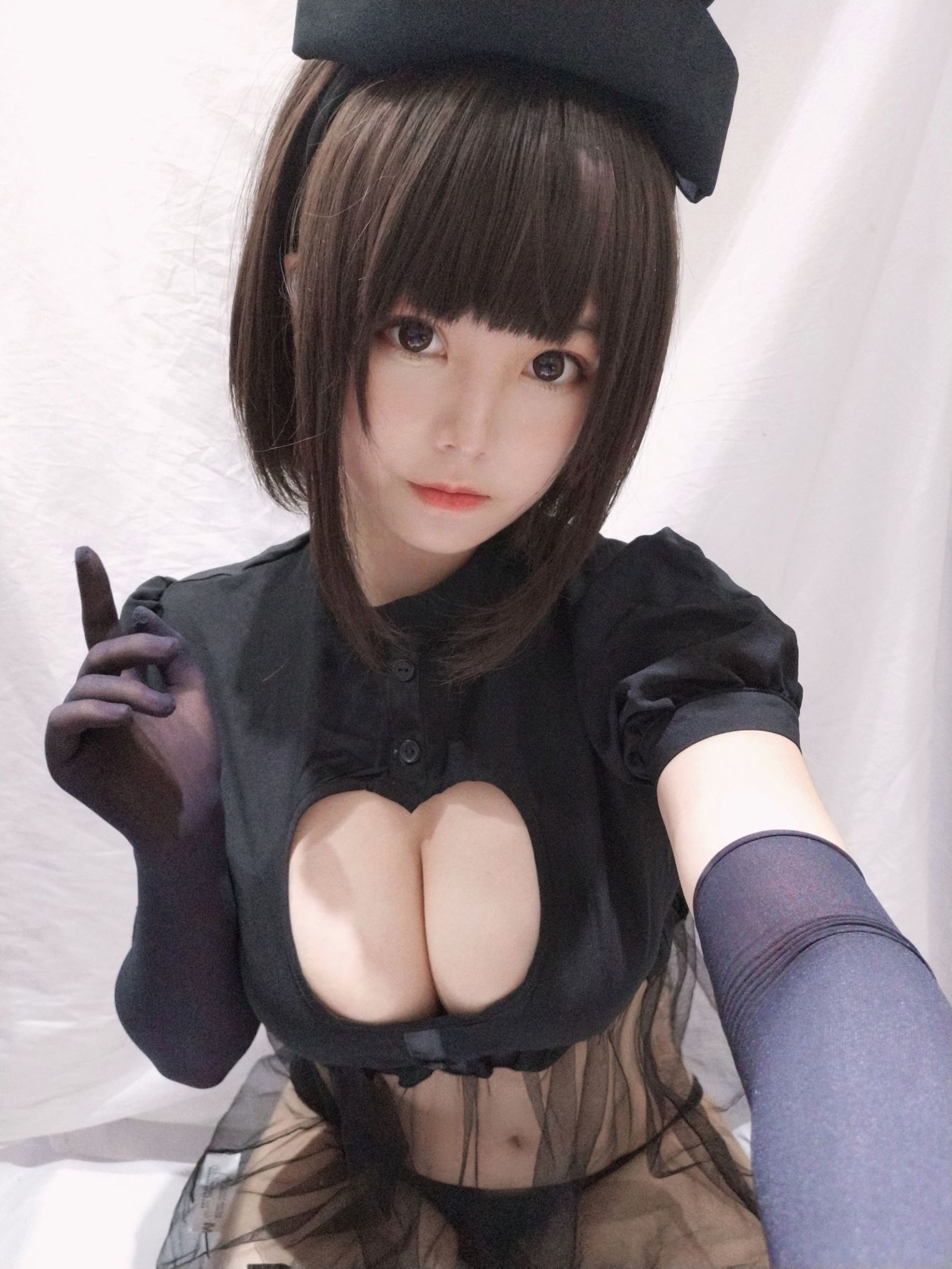 Cosplay寫真] 萌系小姐姐蜜汁貓裘 - 兔子護士