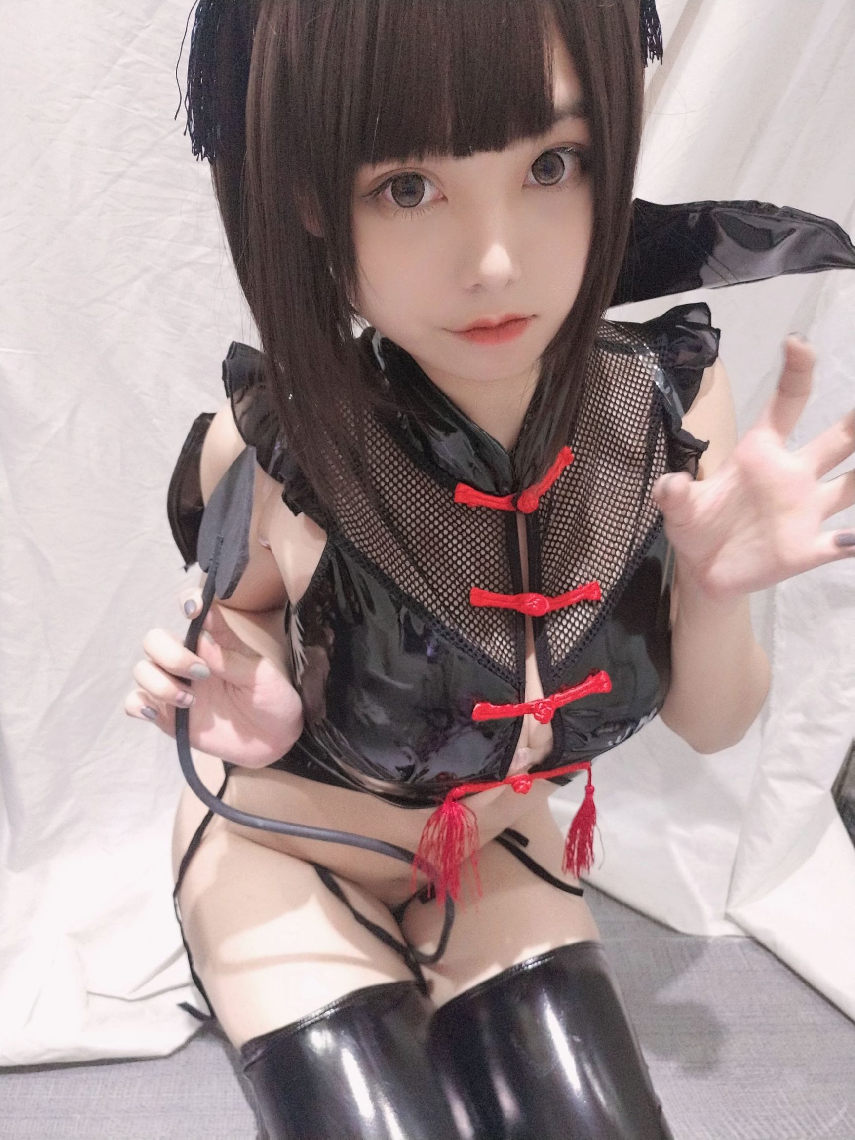 Cosplay Ảnh] Hệ Moe Chị Gái Mật Nhụy Mèo Qiu - Tự Chụp Tiểu Ác Ma