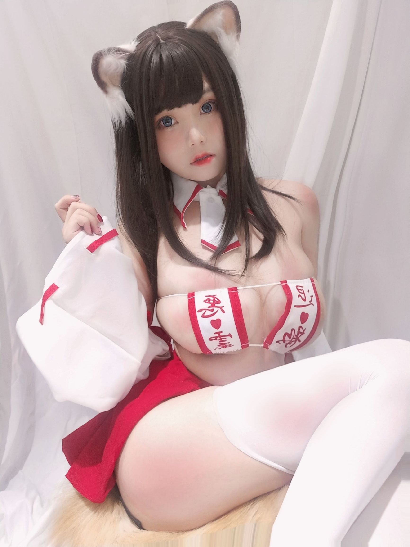 Cosplay寫真] 萌系小姐姐蜜汁貓裘 - 巫女小狐狸