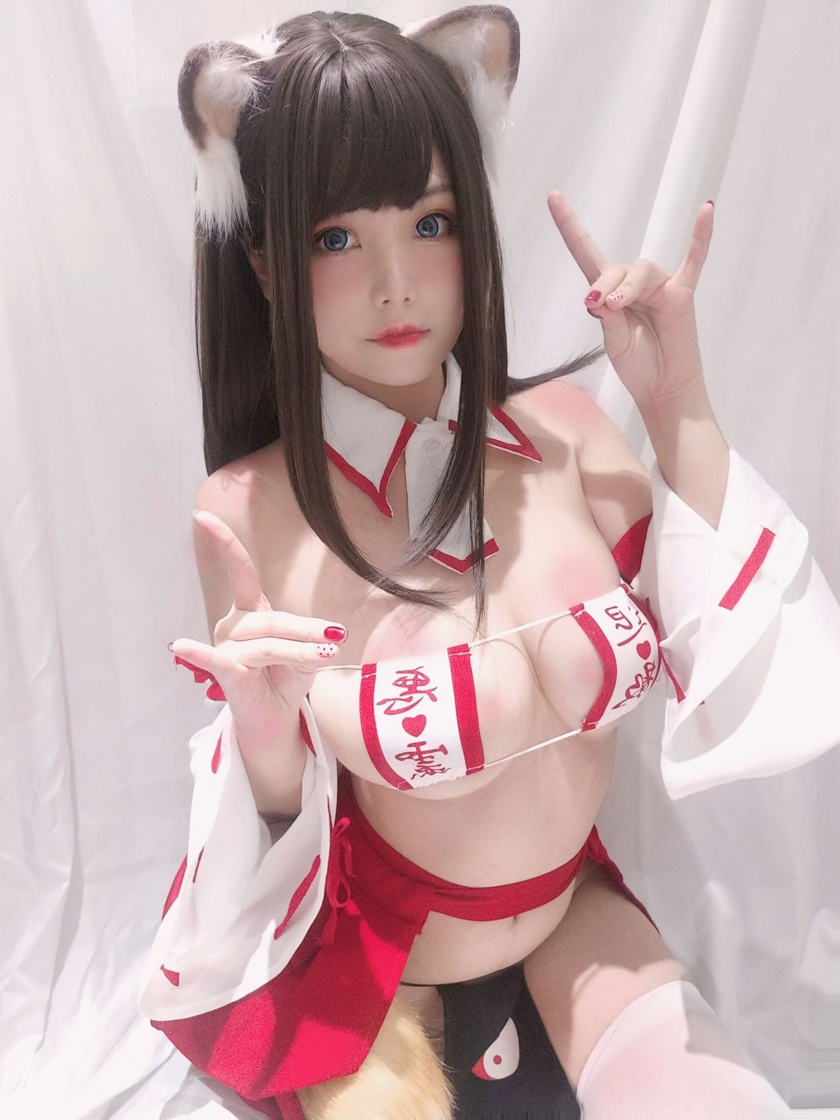 Cosplay寫真] 萌系小姐姐蜜汁貓裘 - 巫女小狐狸