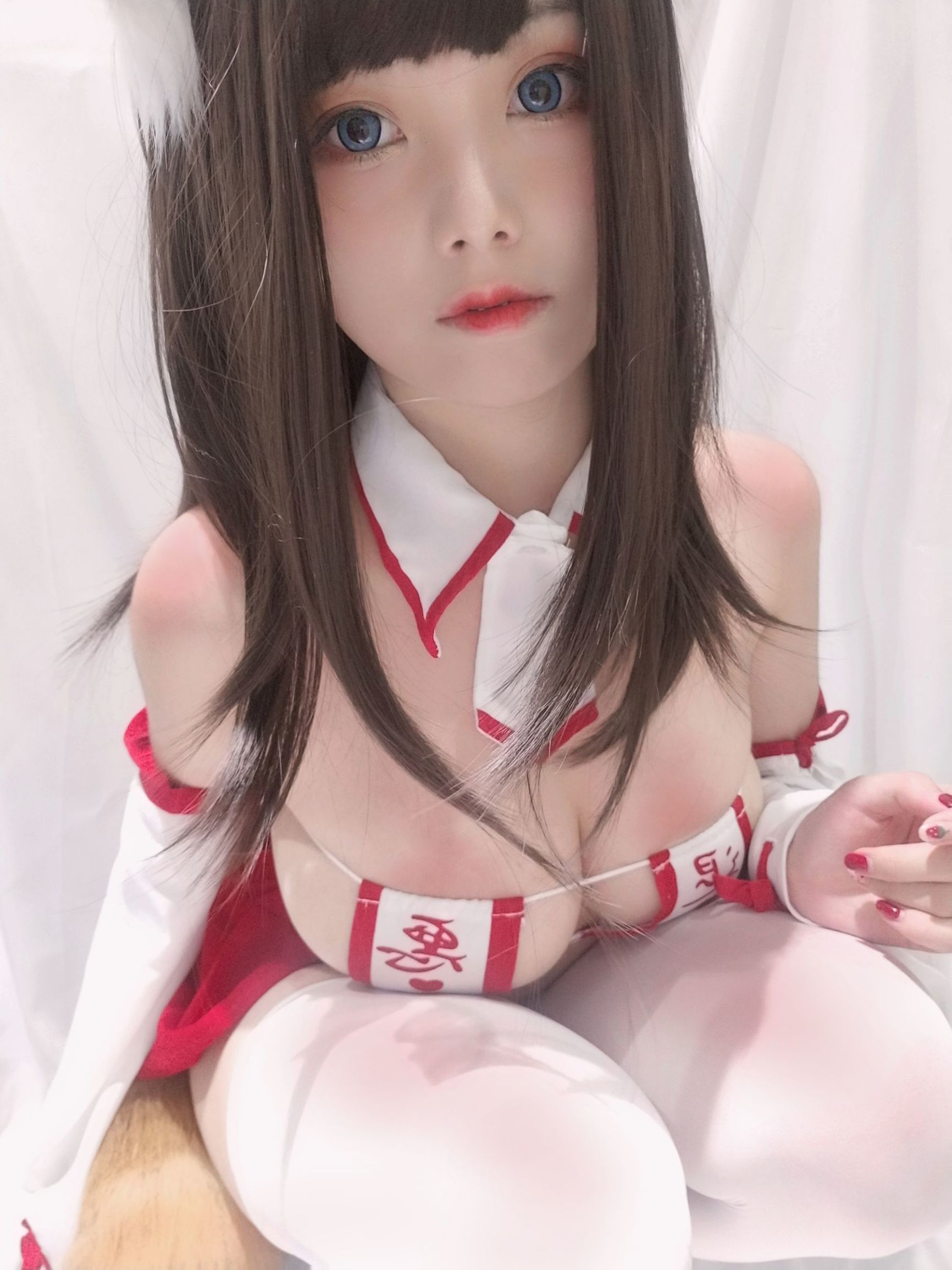 Cosplay寫真] 萌系小姐姐蜜汁貓裘 - 巫女小狐狸