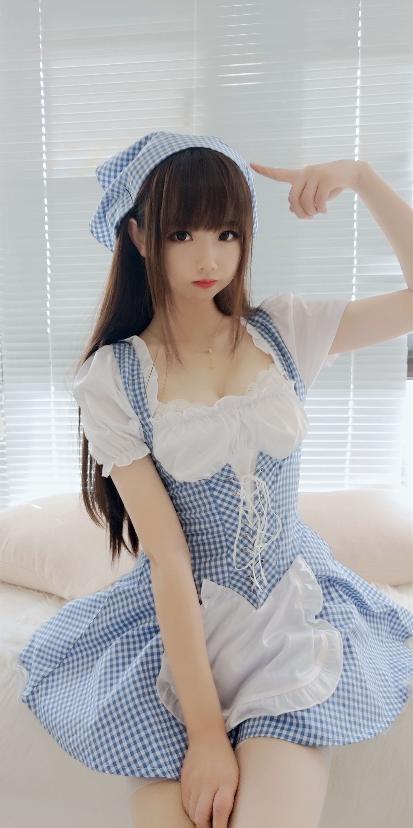 Cosplay Ảnh] Cos Chị Tuyết Kỳ - Nữ Hầu Gái Đồng Quê
