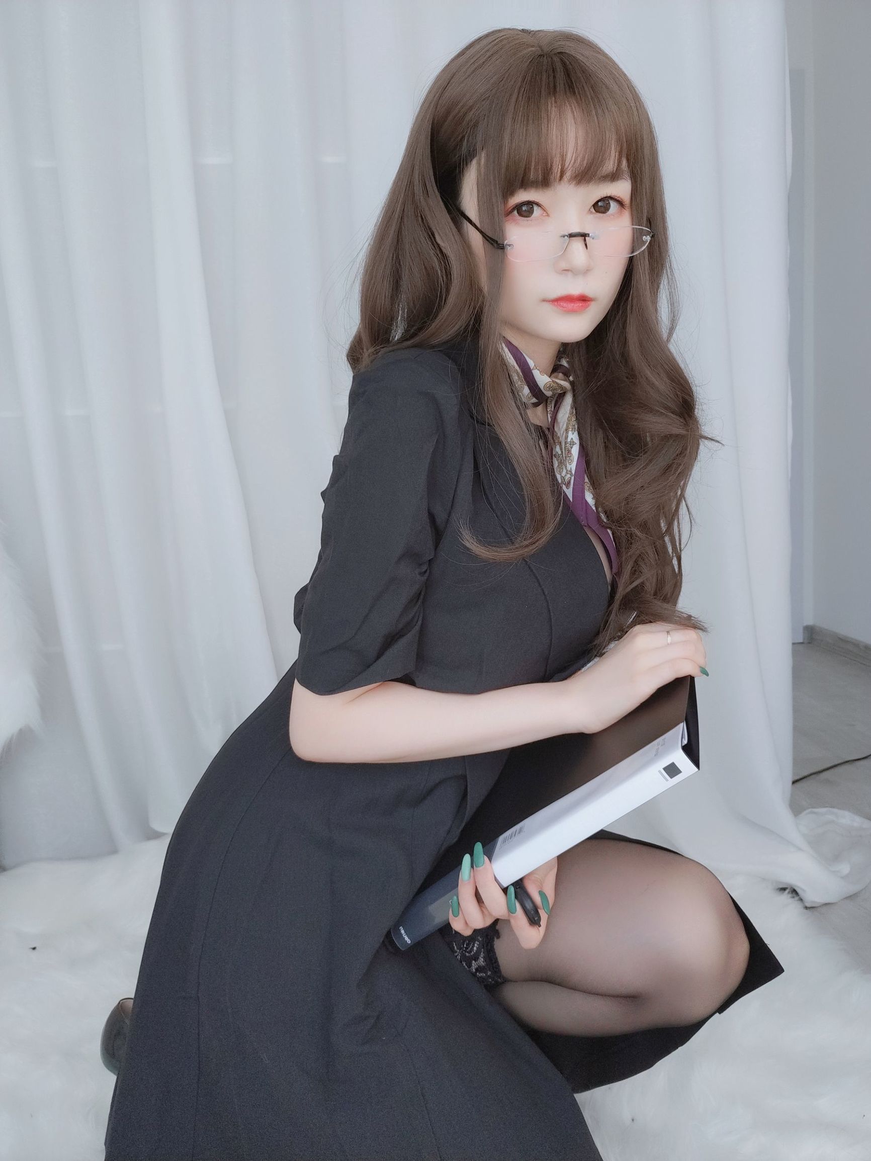 コスプレ写真] Coserさん白銀 - OLの下の内衣