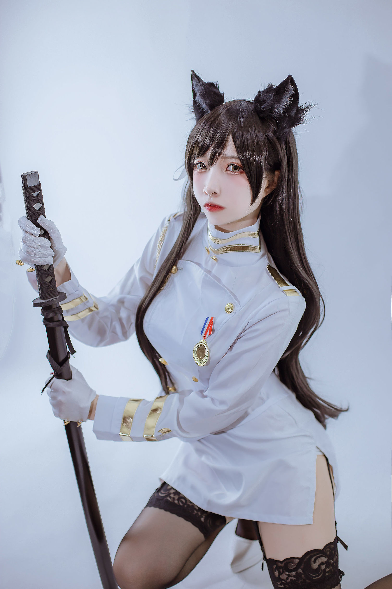 Cosplay Photos] Popular Coser Er Zuo Nisa - Azur Lane Atago Military Uniform