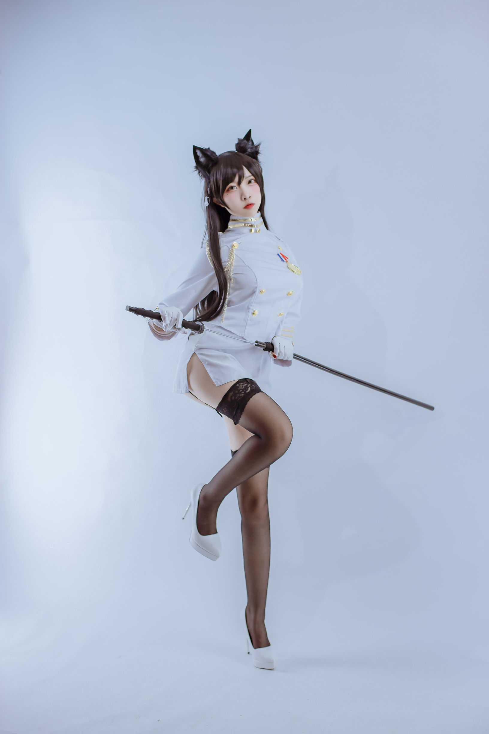 Cosplay ภาพถ่าย] Coser ที่ได้รับความนิยม 二ซา Nisa - อยะนะมิ จาก อาชูร์ เลน ชุดทหาร