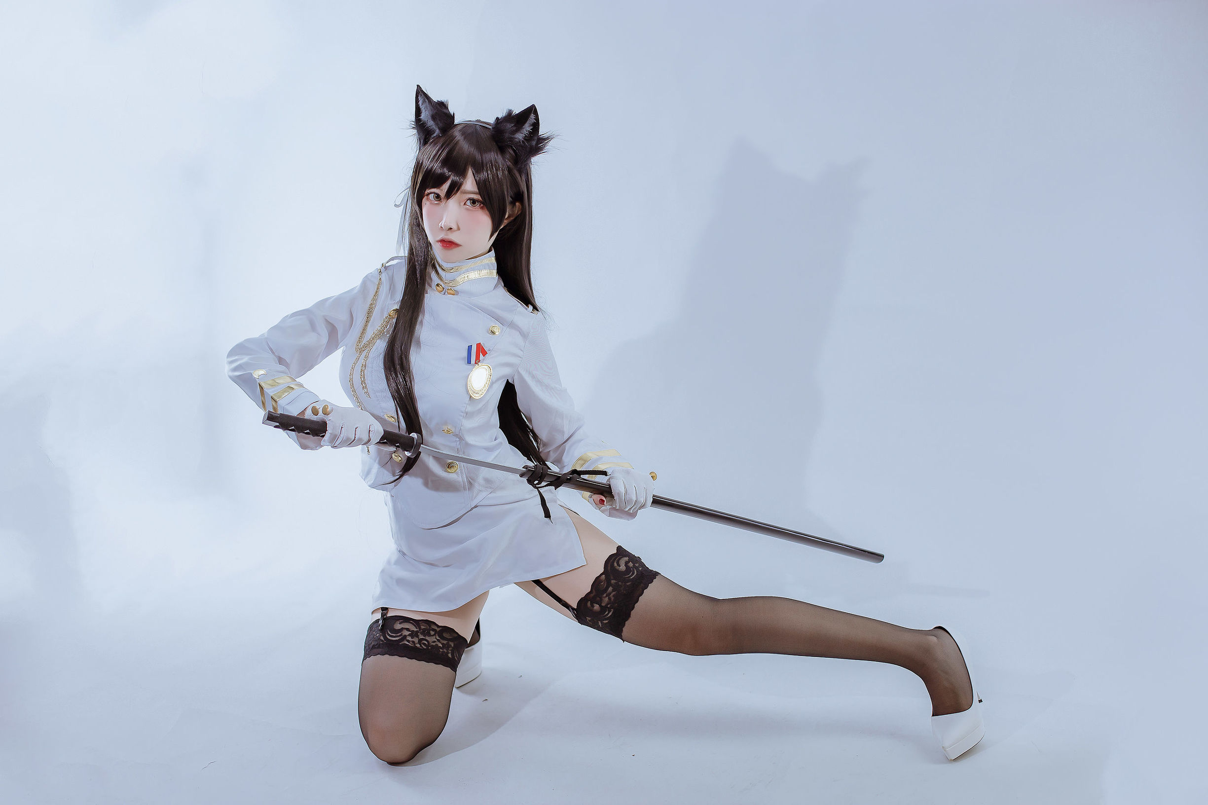 Cosplay ภาพถ่าย] Coser ที่ได้รับความนิยม 二ซา Nisa - อยะนะมิ จาก อาชูร์ เลน ชุดทหาร