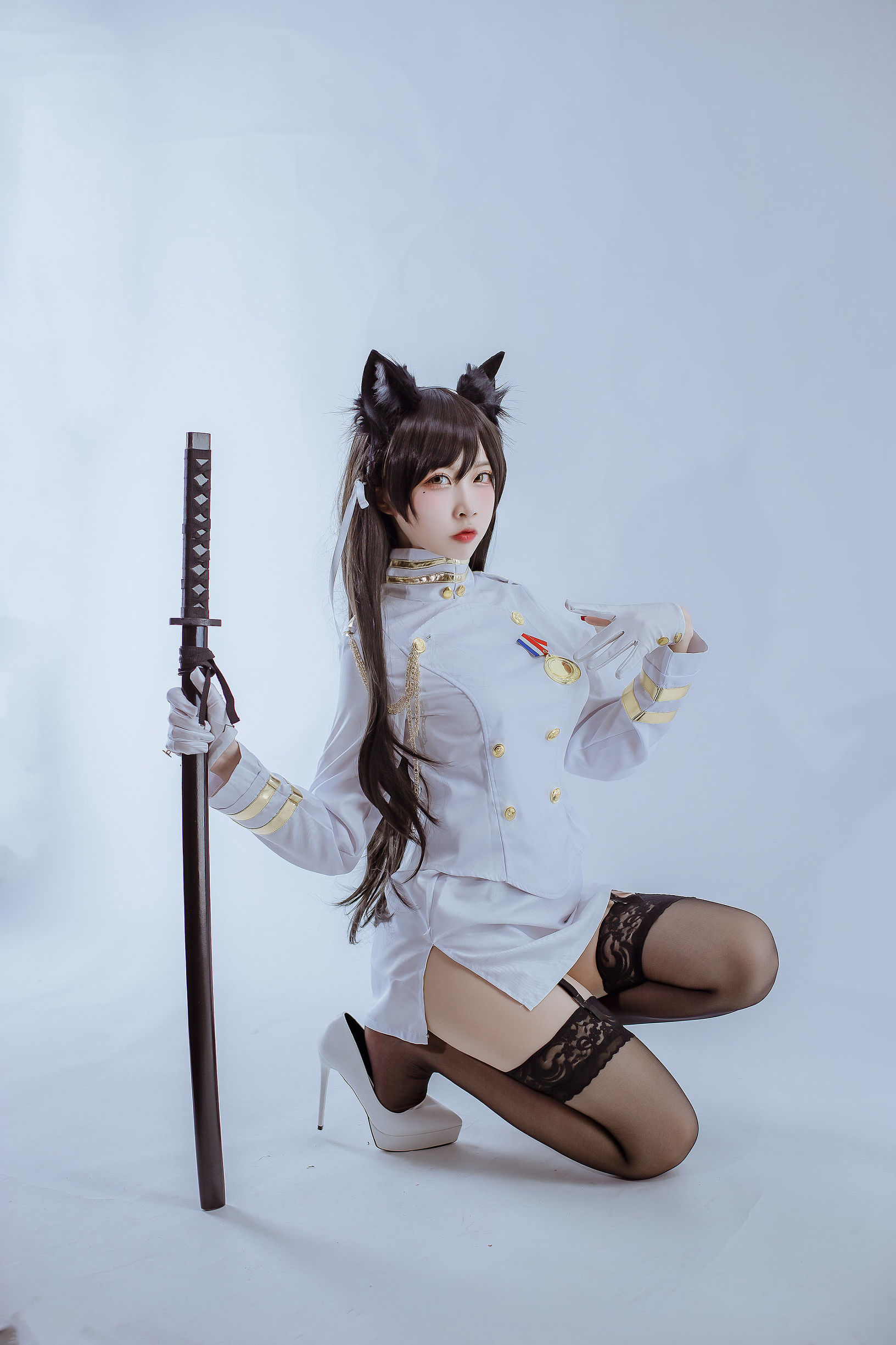Cosplay ภาพถ่าย] Coser ที่ได้รับความนิยม 二ซา Nisa - อยะนะมิ จาก อาชูร์ เลน ชุดทหาร