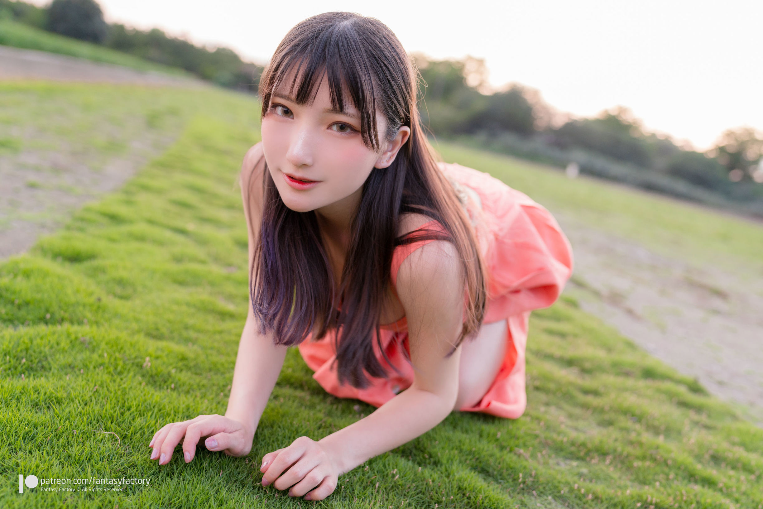 コスプレ写真] 小丁 《ファンタジー ファクトリー》 - 2020年6月 看護師 スク水