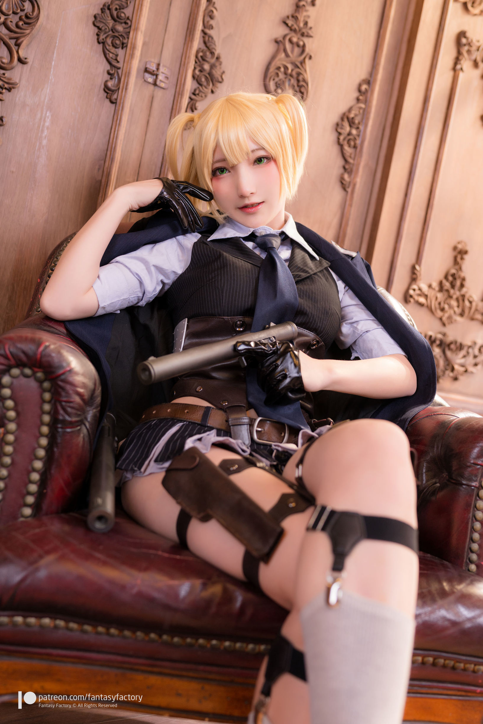 コスプレ写真] 小丁 《ファンタジー ファクトリー》 - 2020年6月 看護師 スク水