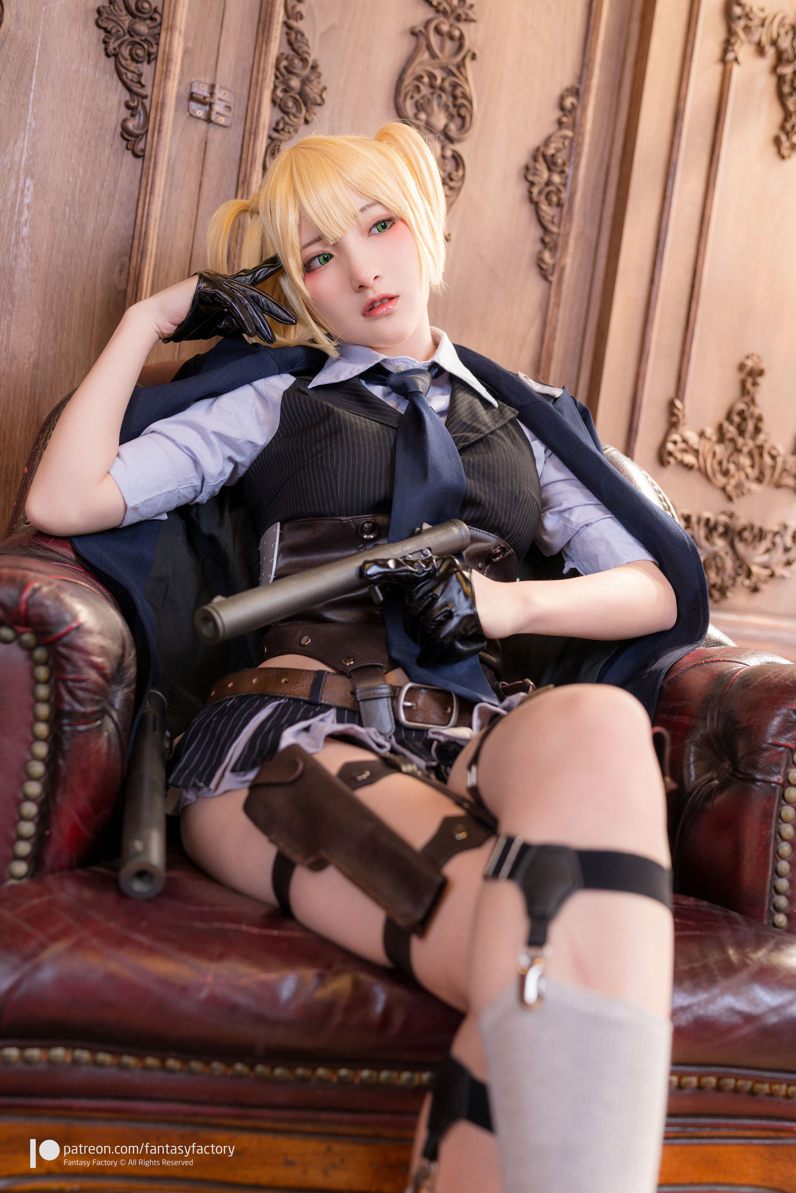 コスプレ写真] 小丁 《ファンタジー ファクトリー》 - 2020年6月 看護師 スク水