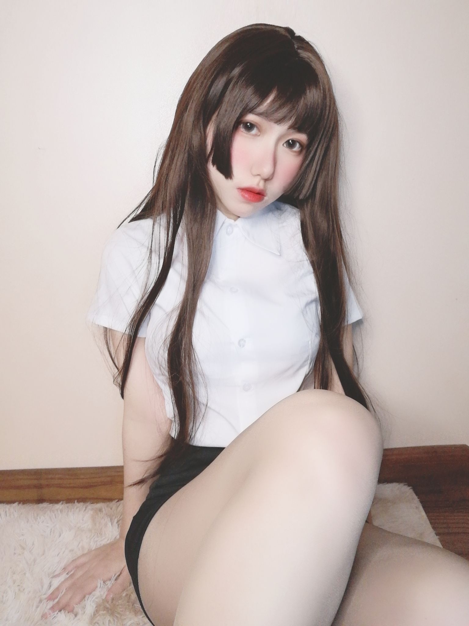 Cosplay Ảnh] Yuyuko SJ_ - Cô Thư Ký Say Rượu Nhỏ