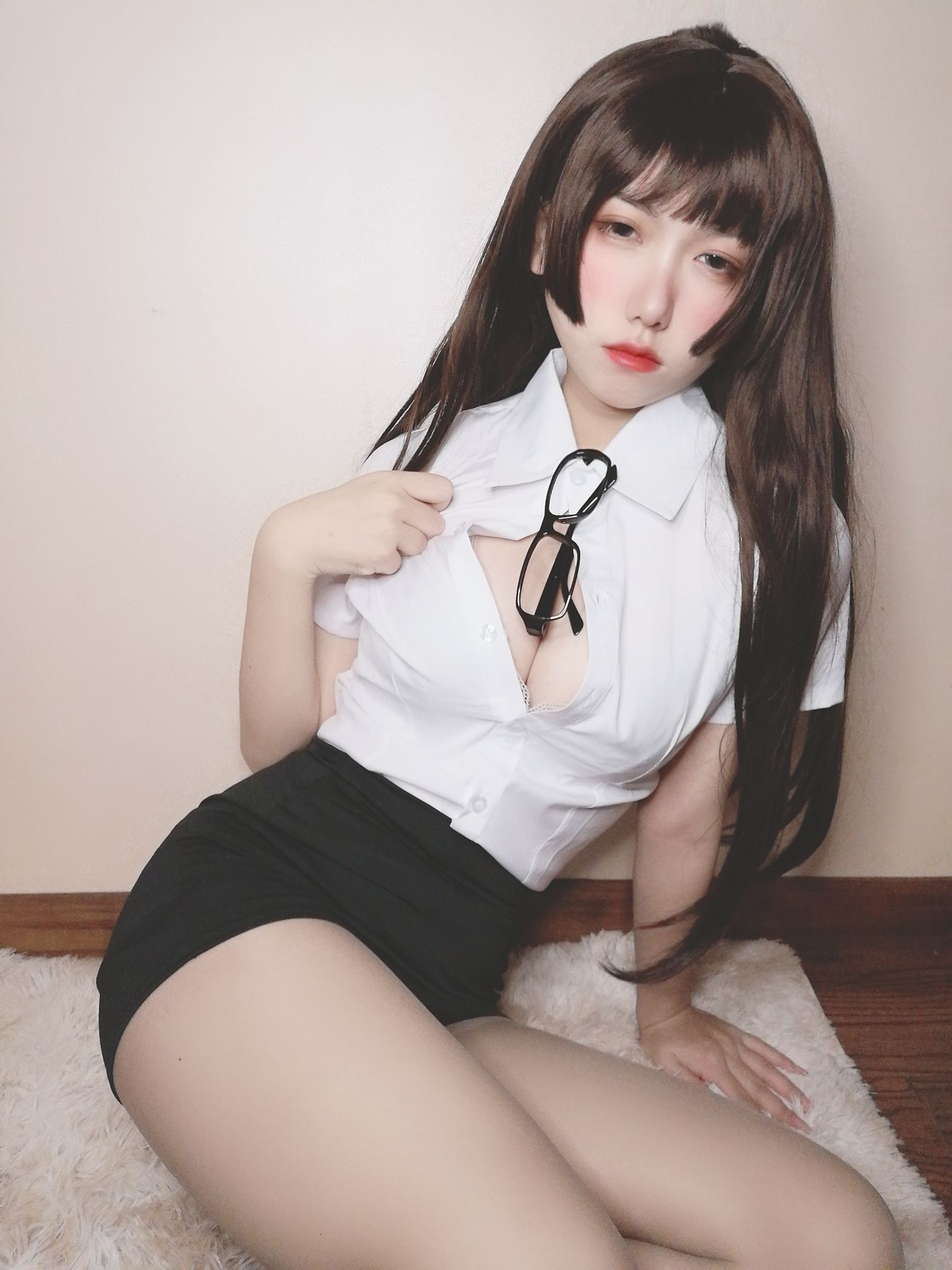 Cosplay Photo] Yù Yuán Yòu Zi SJ_ - Drunk Little Secretary