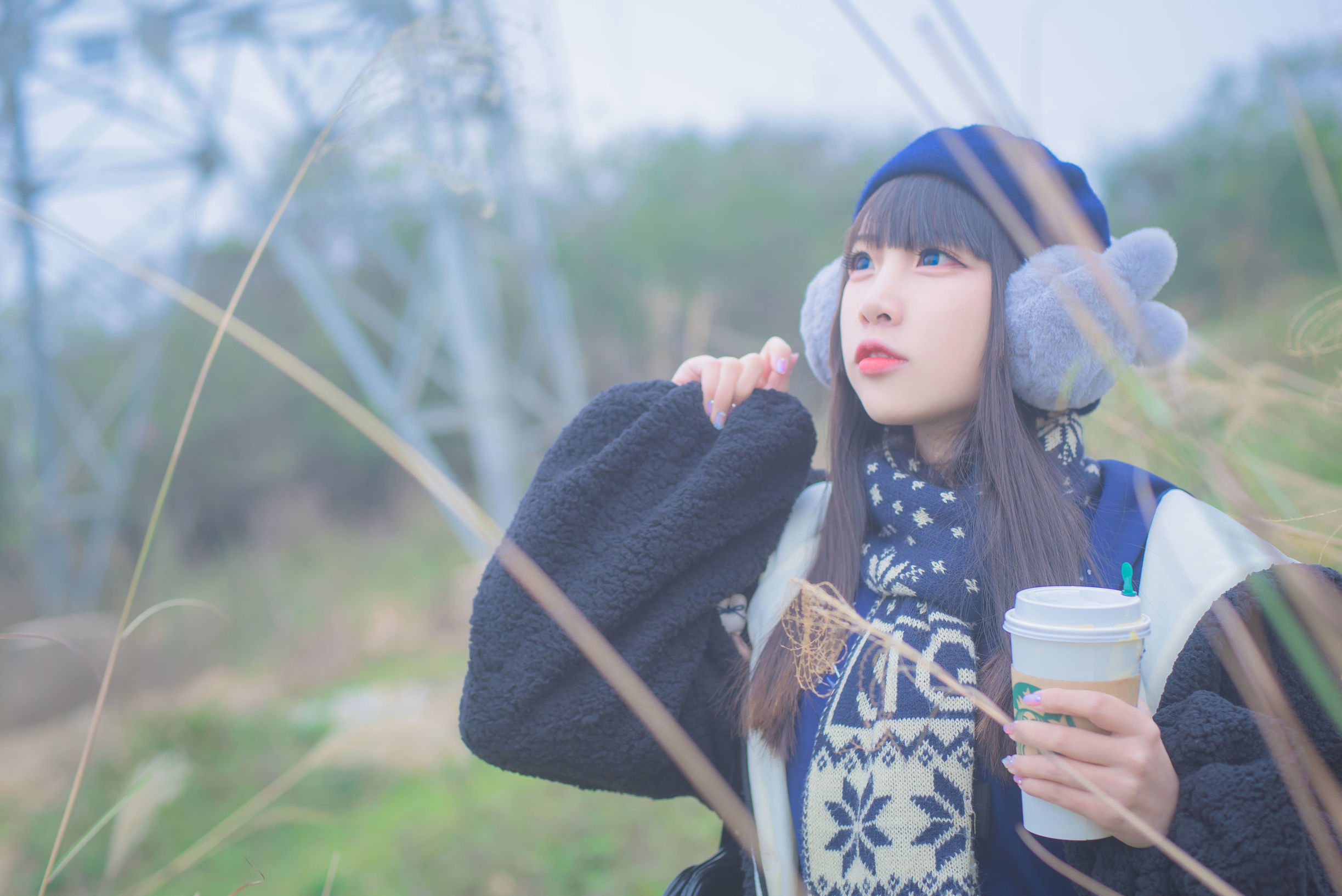 Cosplay Photos] Popular Coser Er Zuo Nisa - Early Spring Outdoor Shoot