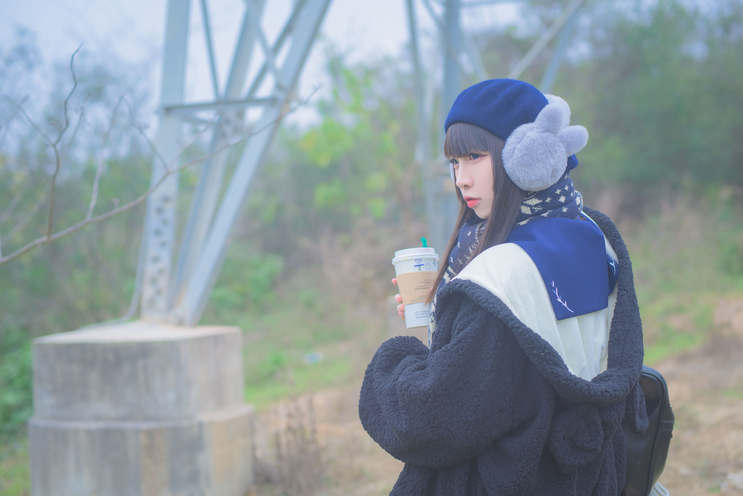 Cosplay Photos] Popular Coser Er Zuo Nisa - Early Spring Outdoor Shoot