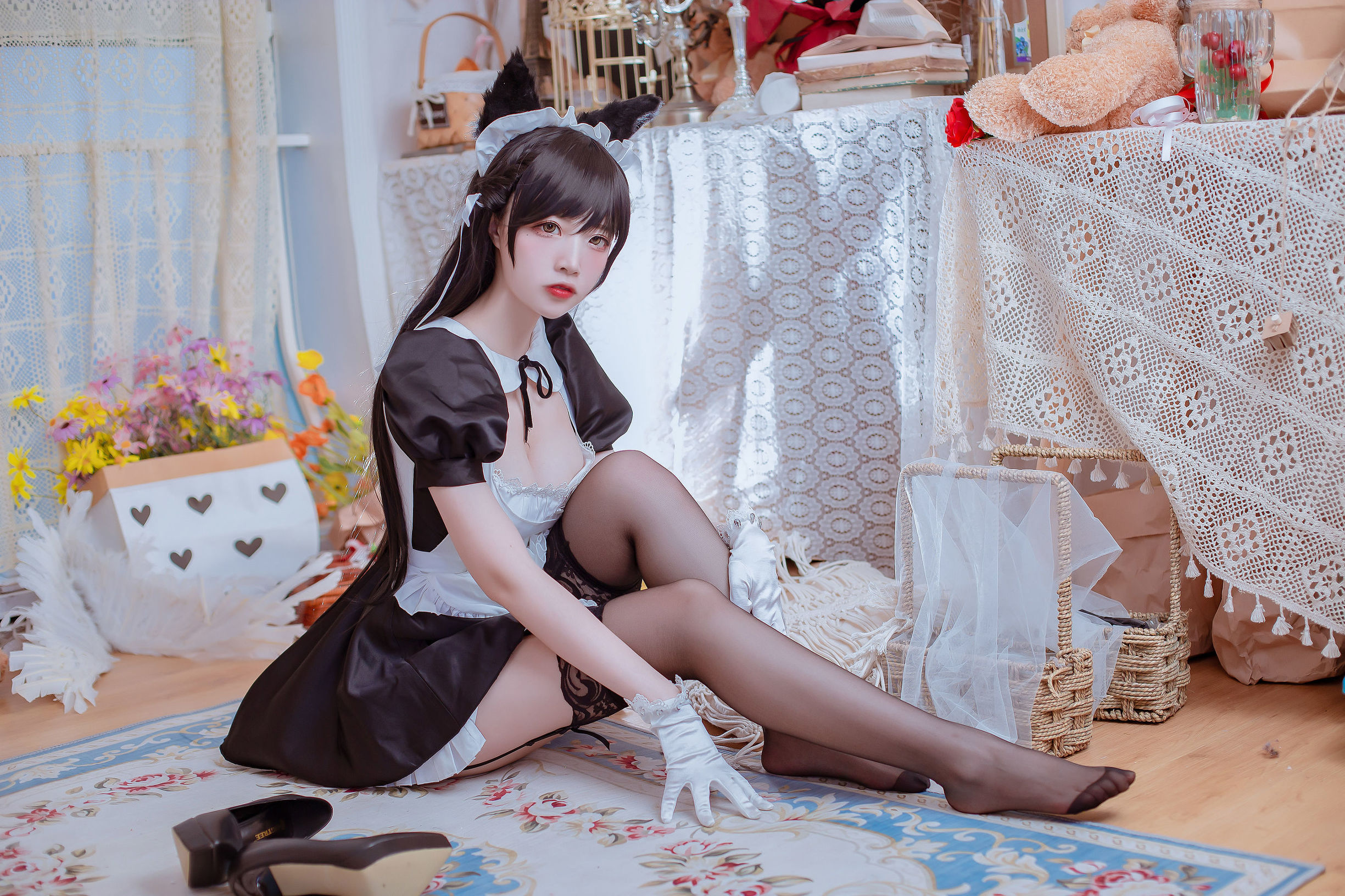 Cosplay Photos] Popular Coser Er Zuo Nisa - Azur Lane's Atago Maid
