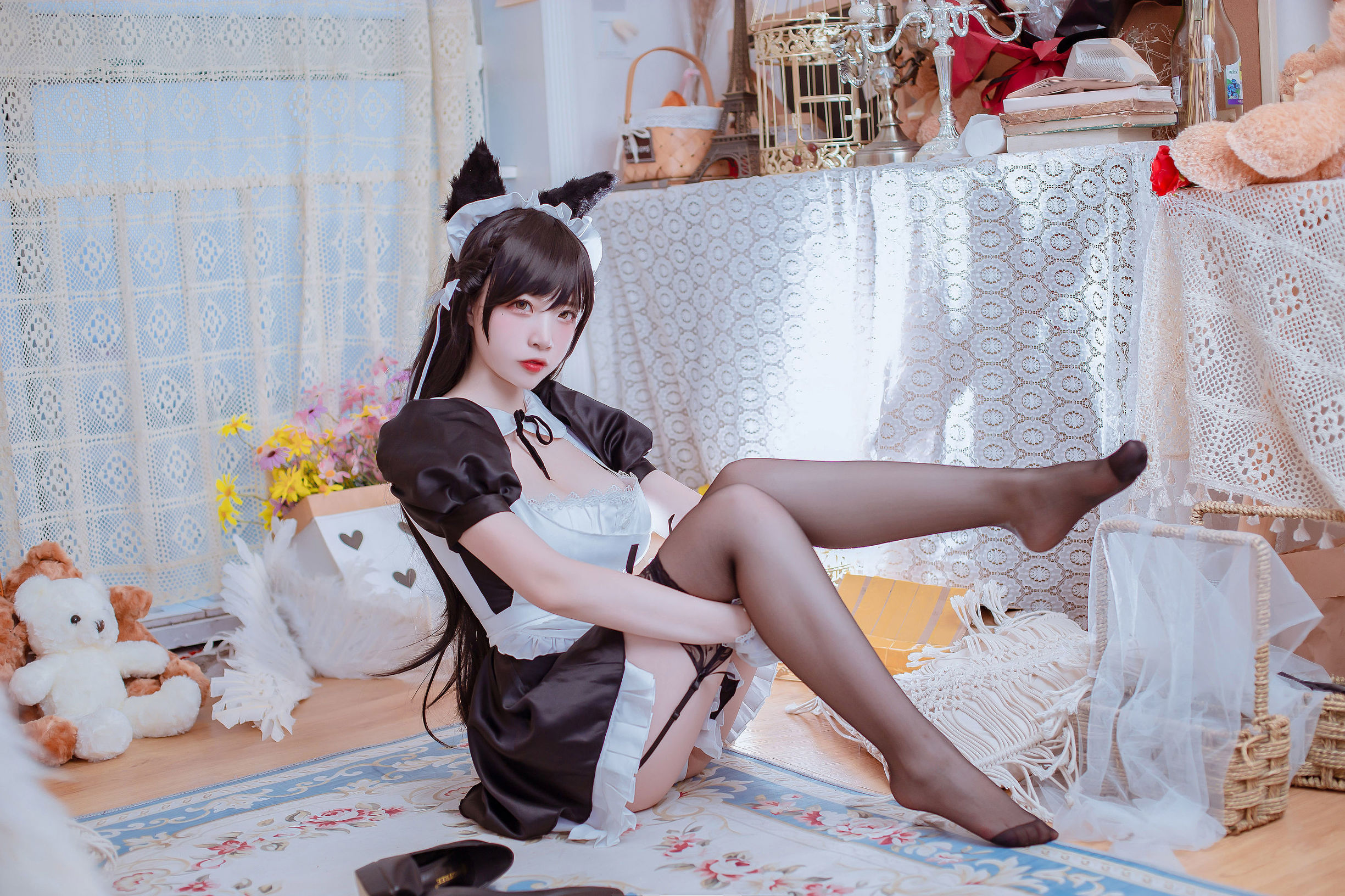 Cosplay Photos] Popular Coser Er Zuo Nisa - Azur Lane's Atago Maid
