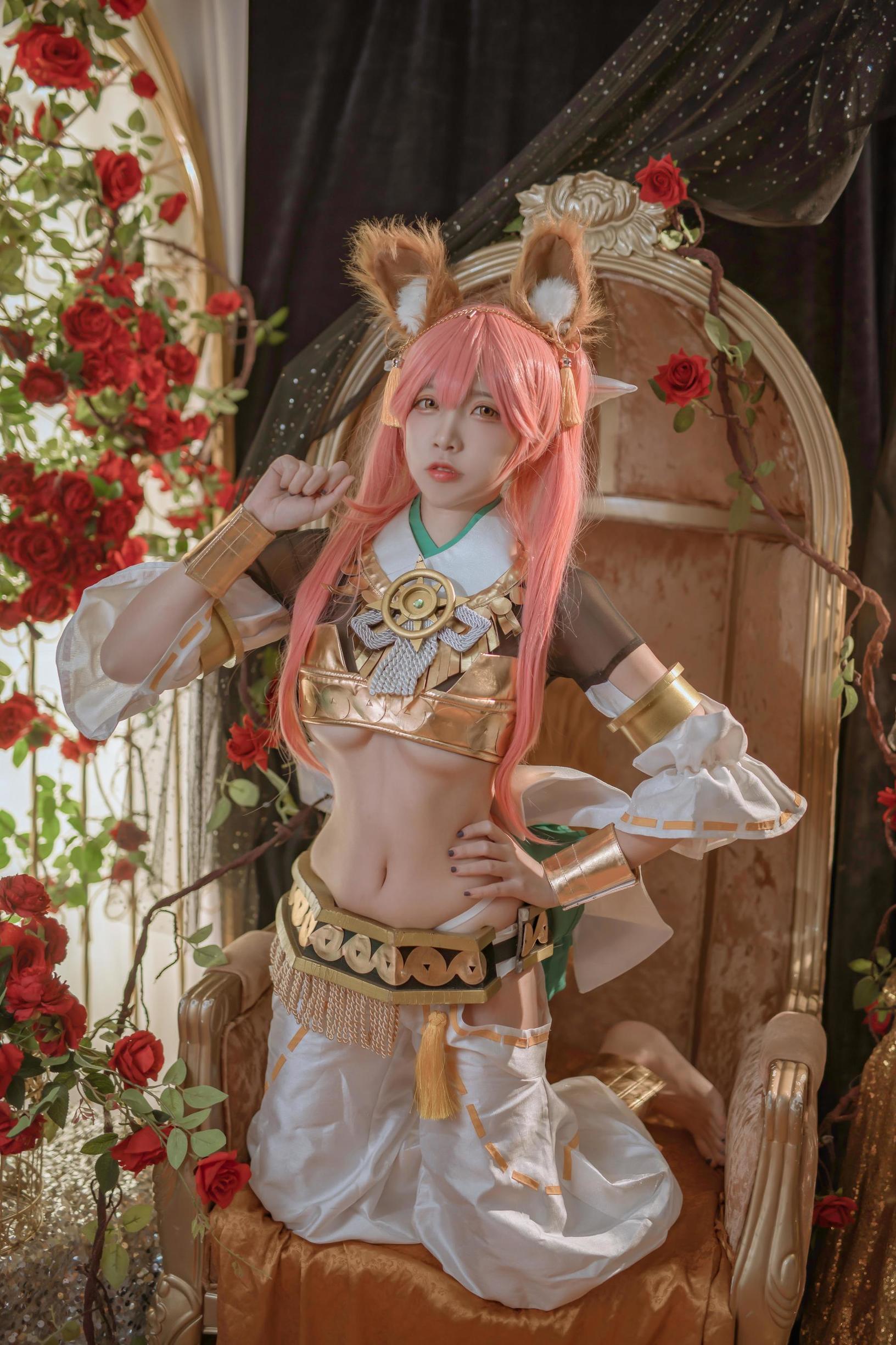 Cosplay Photo] Popular Coser Er Zuo Nisa - Tamamo-no-Mae Mythical Formal Attire