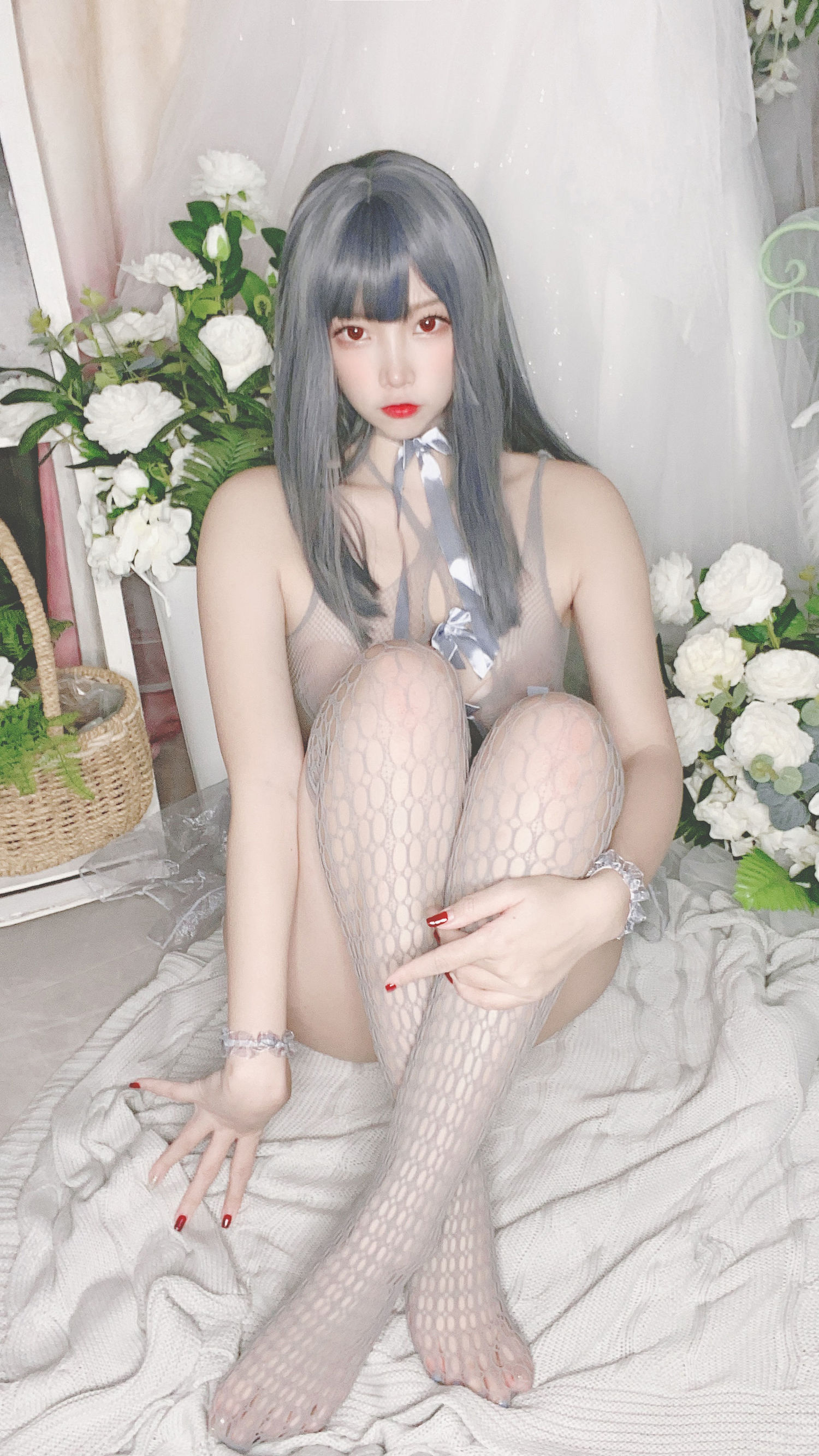 Cosplay Photos] Popular Coser Er Zuo Nisa - Blue Mesh Bikini