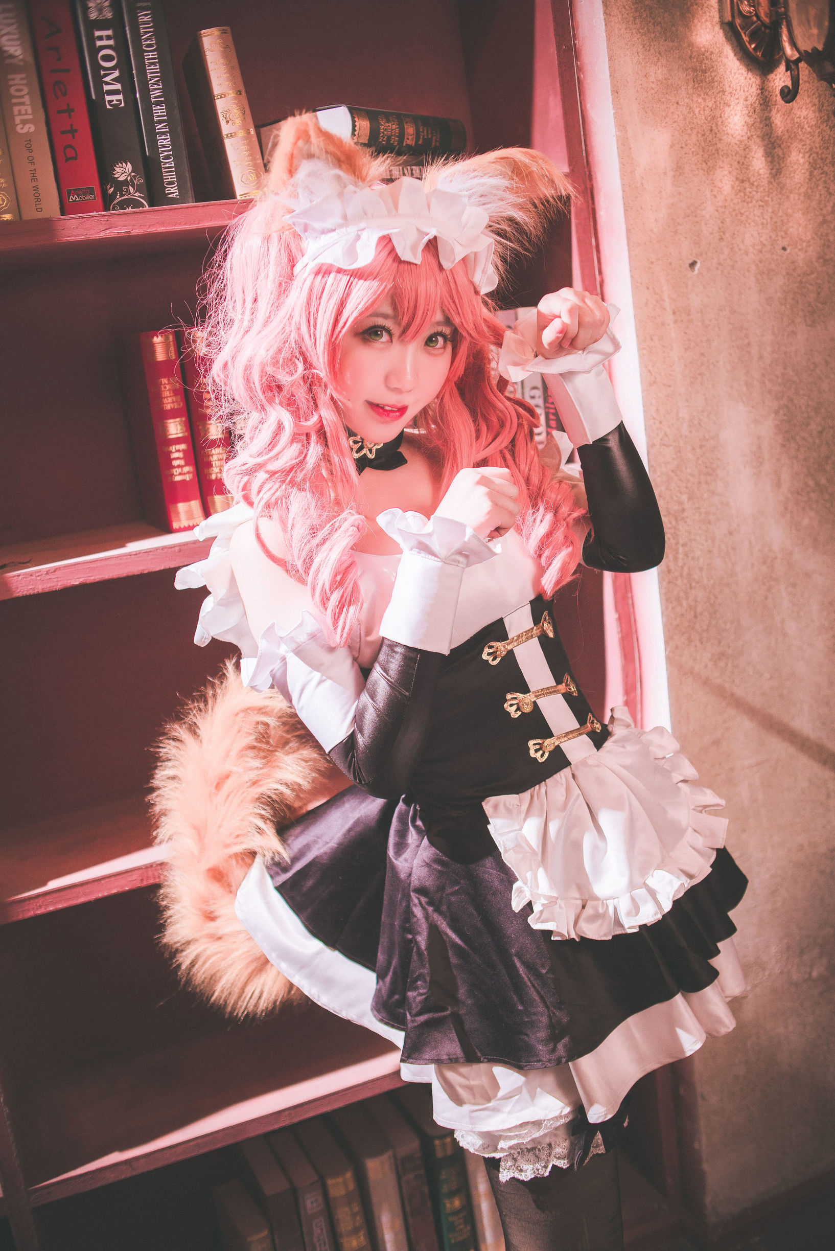 Cosplay写真] 人気のコスプレイヤー黒川 - 玉藻前真愛