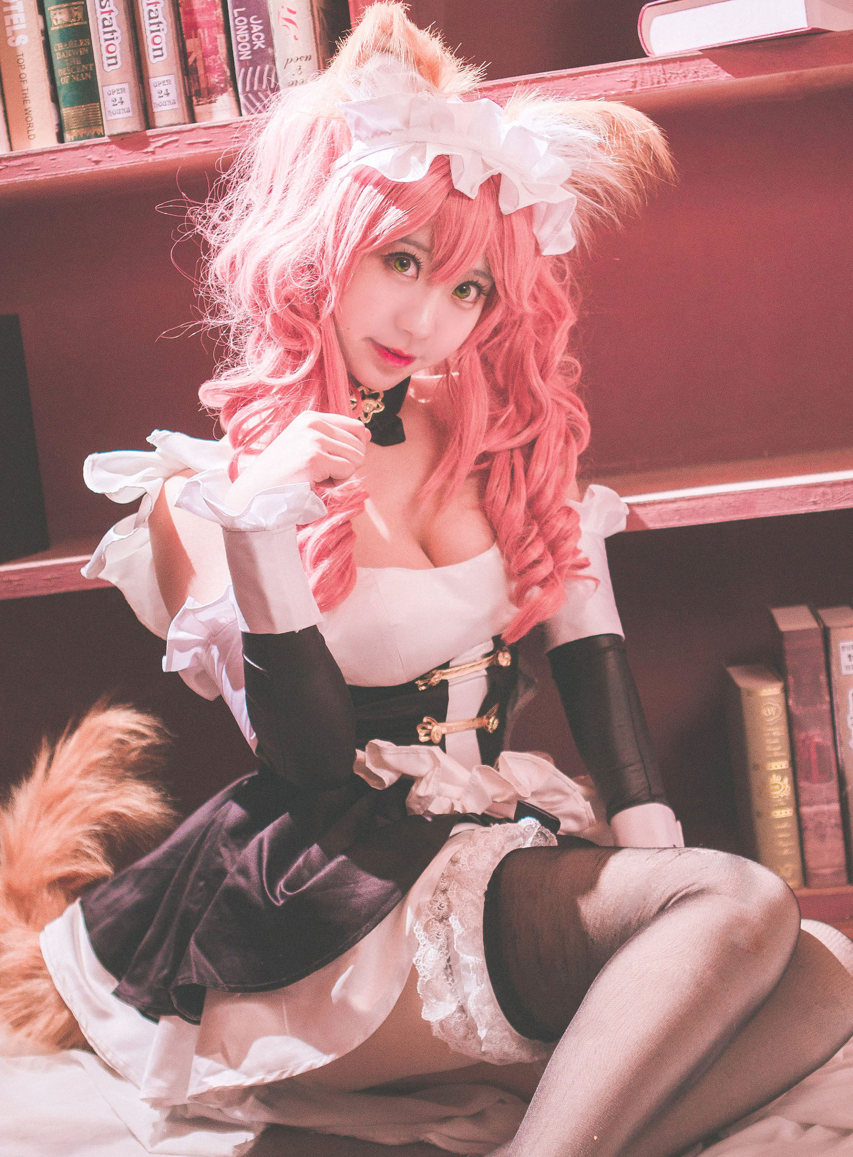 Cosplay写真] 人気のコスプレイヤー黒川 - 玉藻前真愛