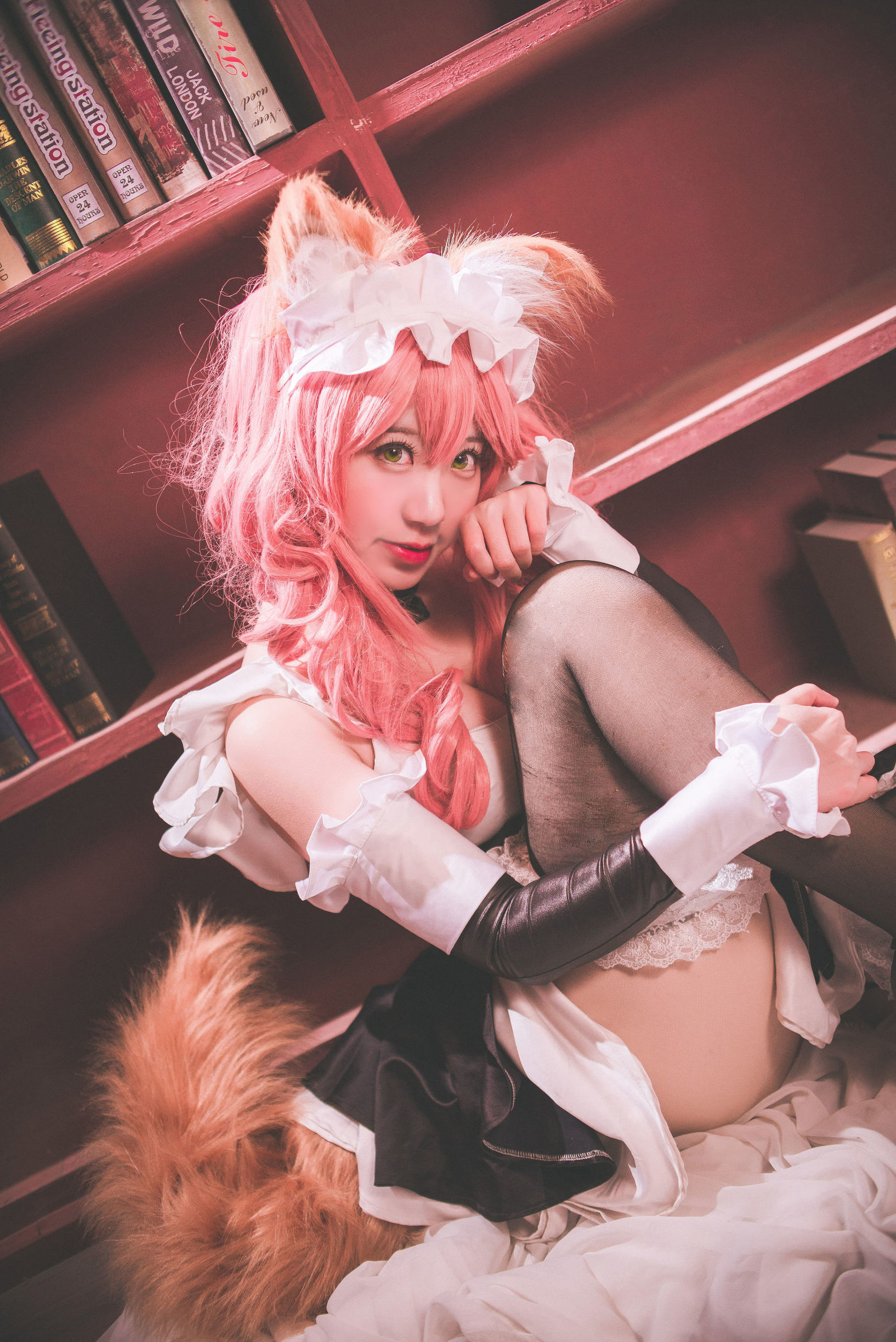 Cosplay写真] 人気のコスプレイヤー黒川 - 玉藻前真愛