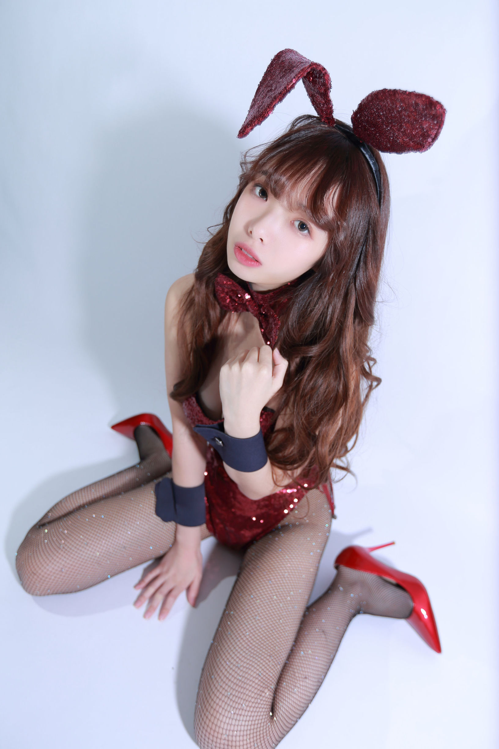Cosplay寫真] 動漫博主雯妹 - 元旦兔女郎