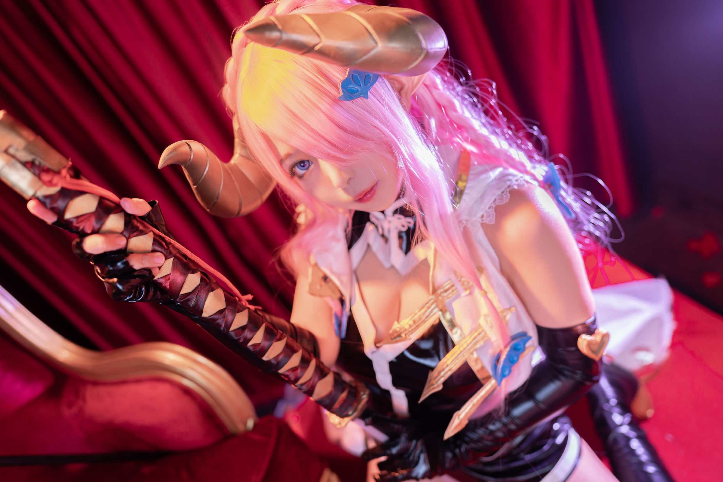 Cosplay寫真] 大眼萌妹黑貓貓OvO - 娜露梅亞