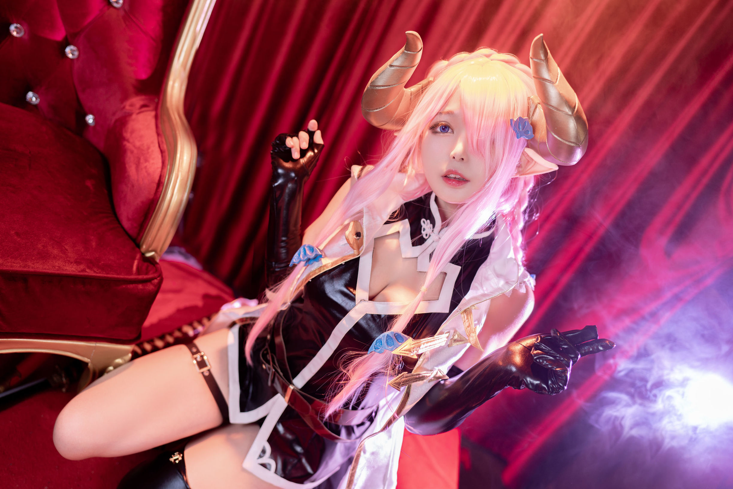 Cosplay寫真] 大眼萌妹黑貓貓OvO - 娜露梅亞