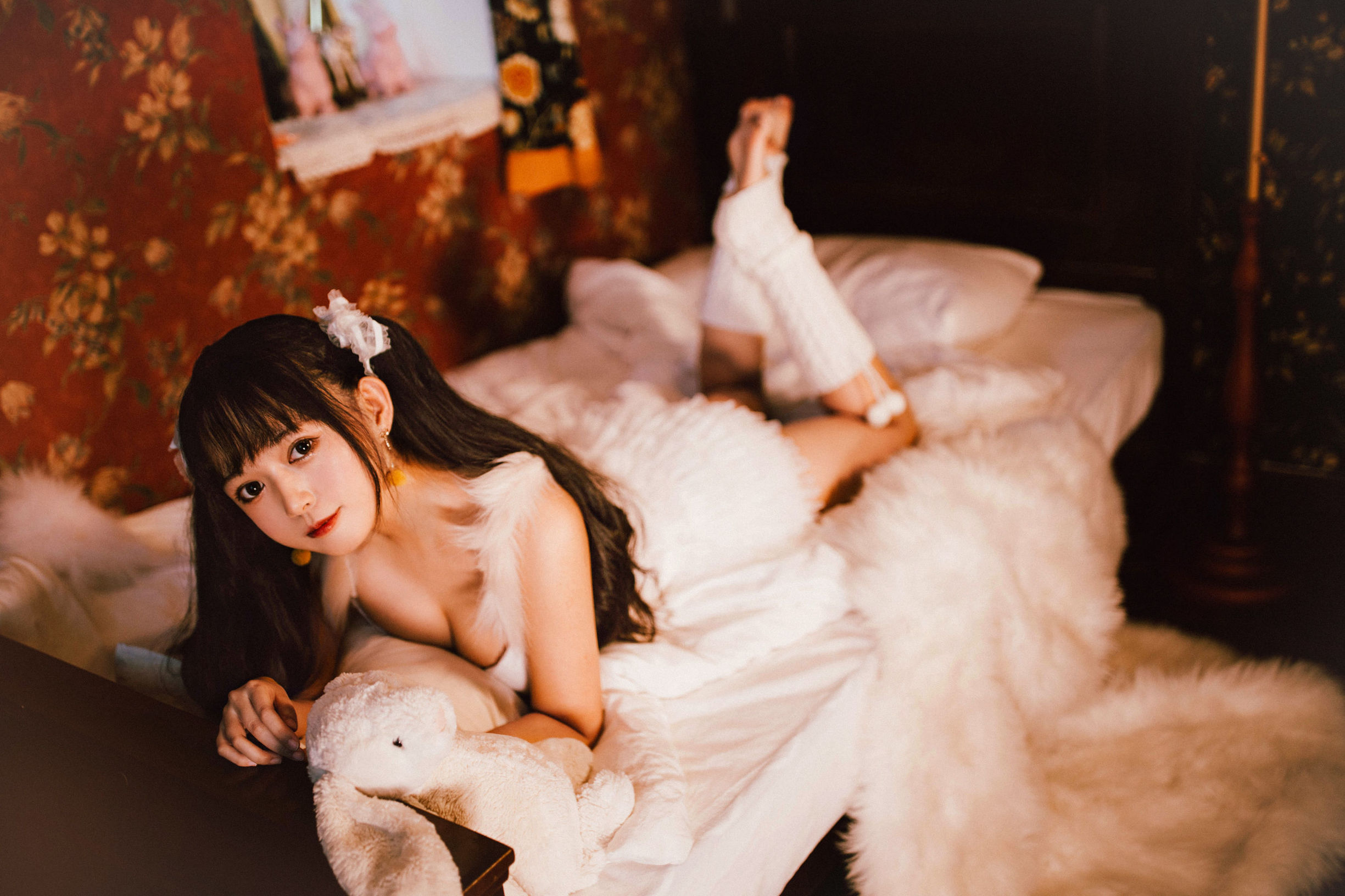 Cosplay Photo] Big-Eyed Cute Girl Black Cat Cat OvO - White Double Ponytails