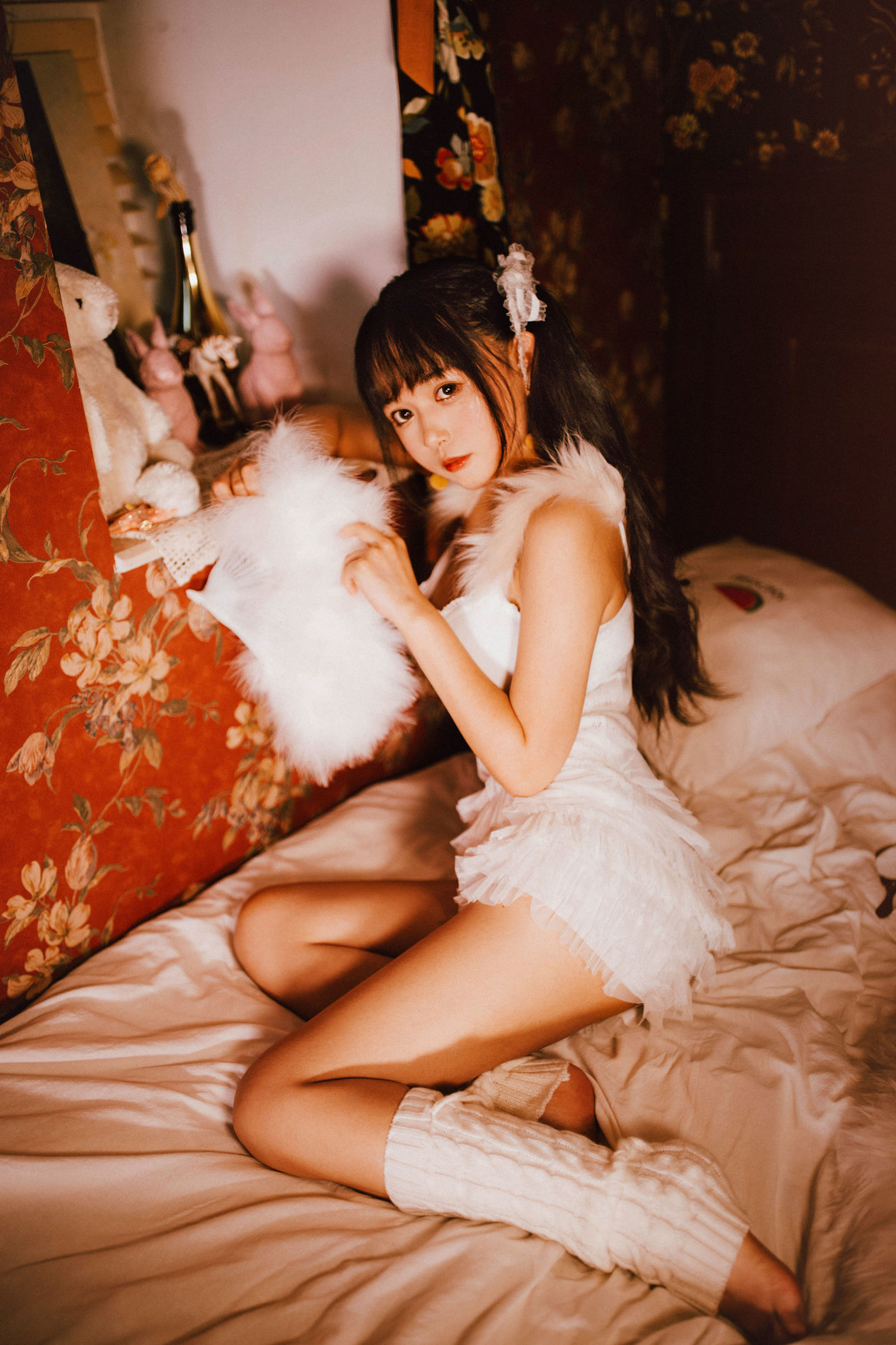 Cosplay Photo] Big-Eyed Cute Girl Black Cat Cat OvO - White Double Ponytails