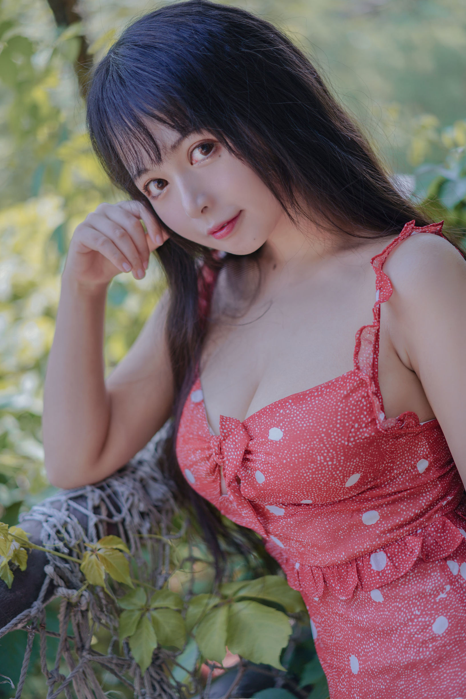 Cosplay Ảnh] Đại Mắt Mông Muội Hắc Miêu Miêu OvO - Dâu Tây