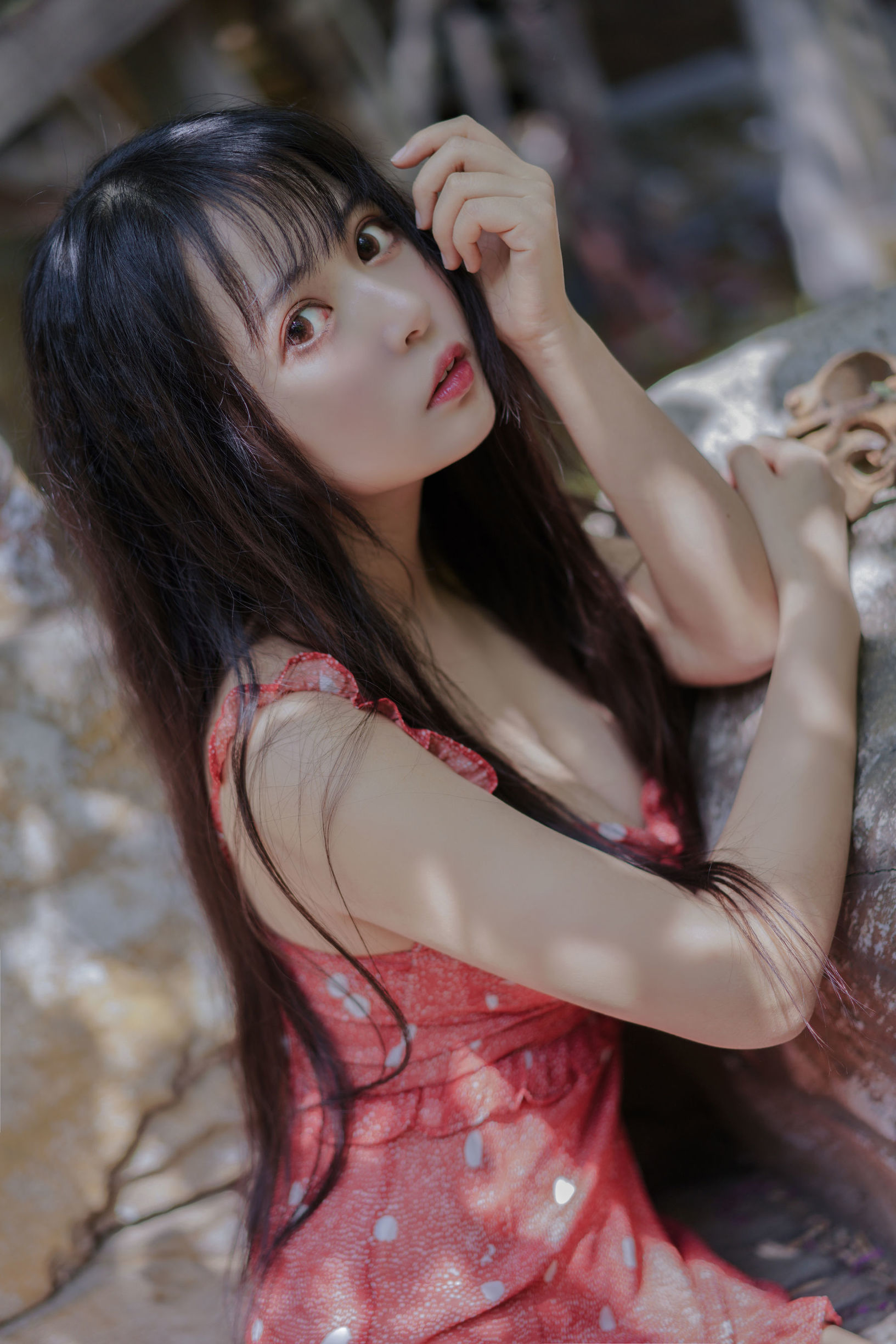 Cosplay Ảnh] Đại Mắt Mông Muội Hắc Miêu Miêu OvO - Dâu Tây