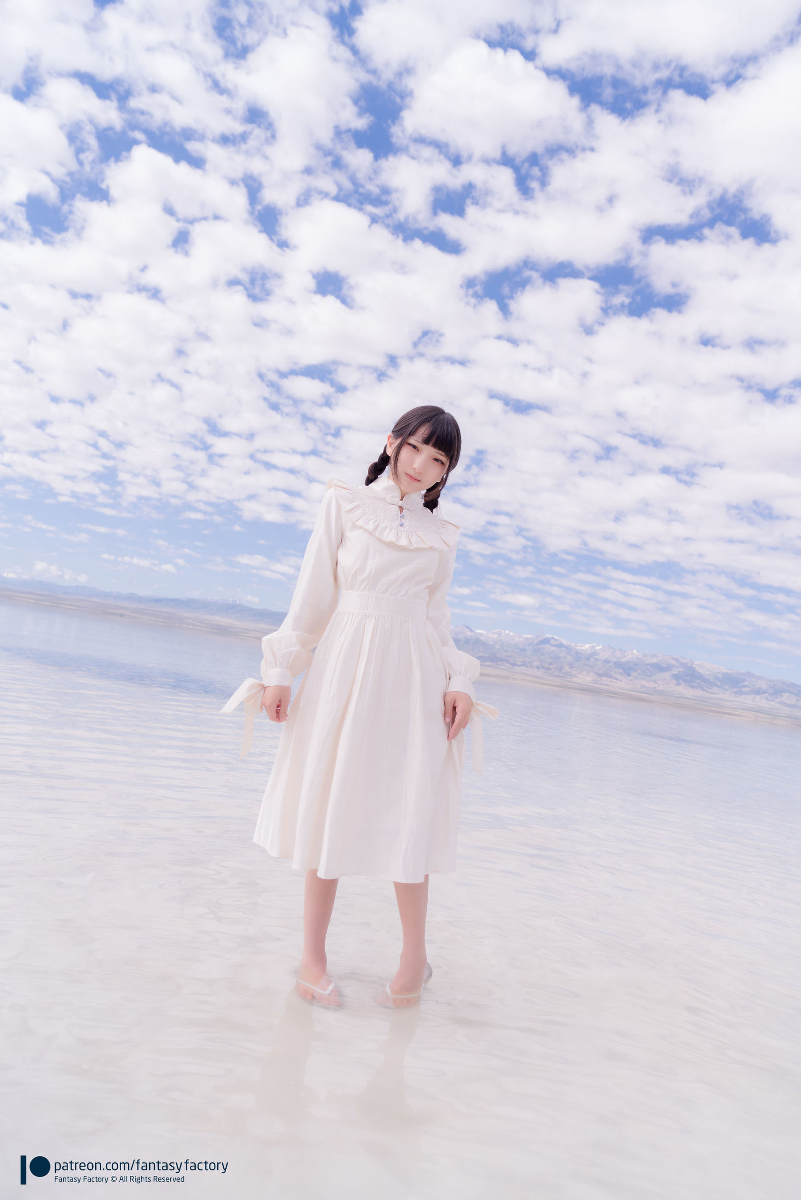 Cosplay写真] ショウディン 『Fantasy Factory』 - 2019年8月 水底 黒ストッキング 隣家の少女