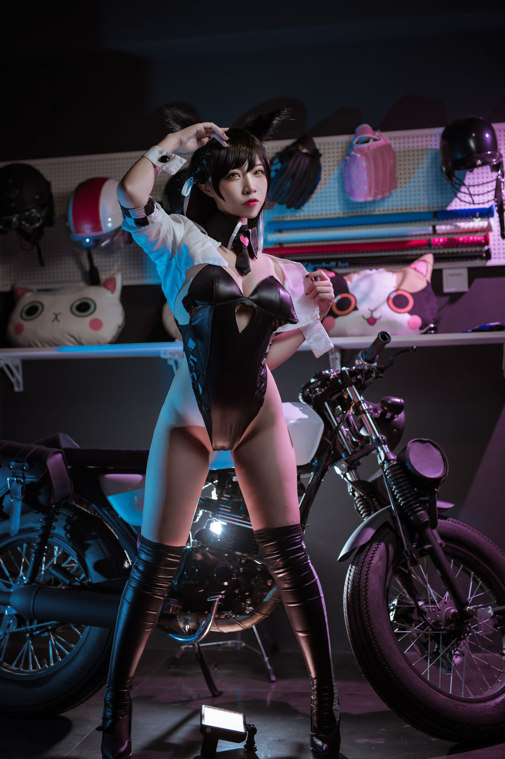 Cosplay Ảnh] Coser Phổ biến Er Zuo Nisa - Chó Của Gia Đình Bích Lam Yêu Đường - Đồng Nhân Đua Xe