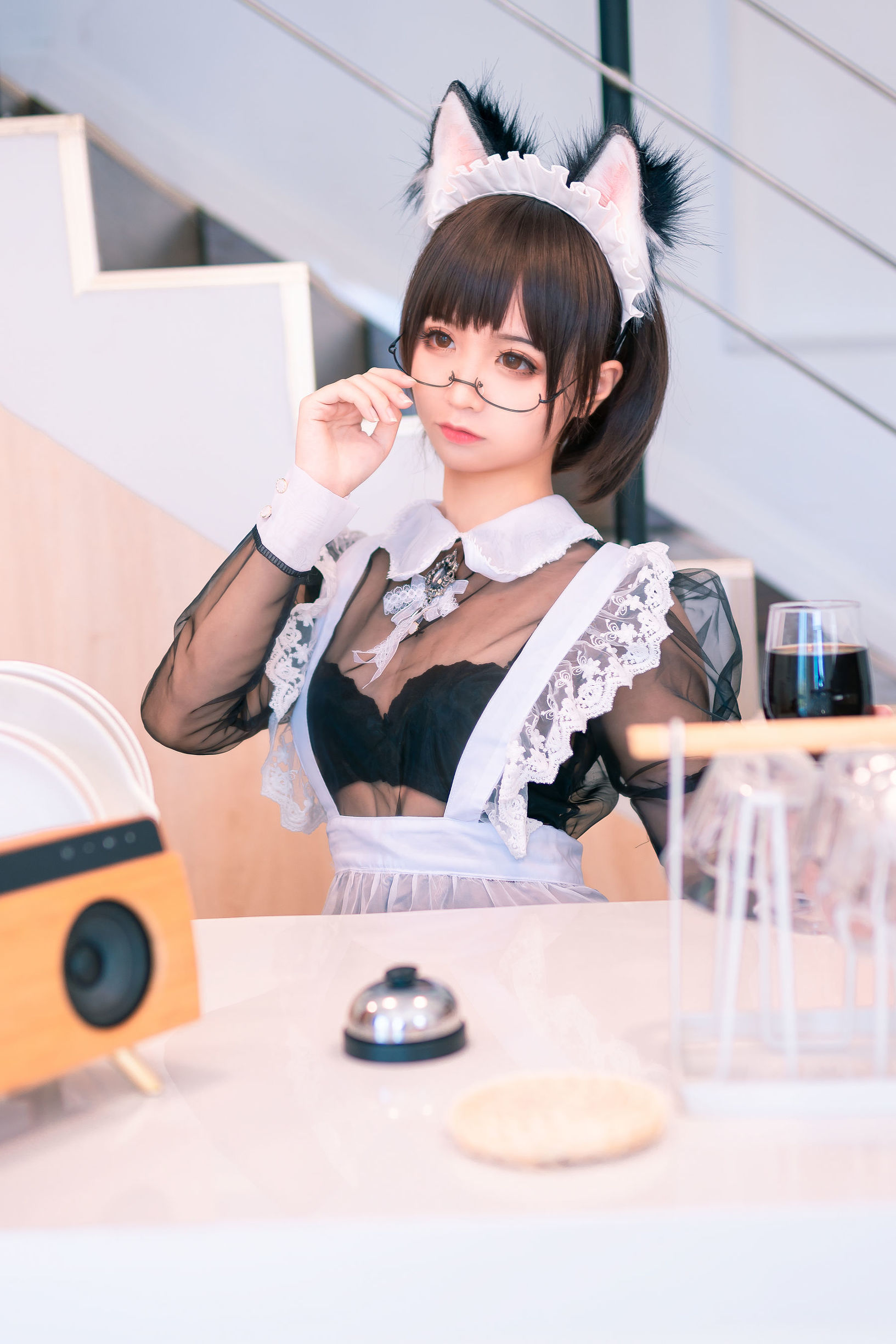 Cosplay Photos] Anime Blogger Chun Mo Mo - Transparent Maid
