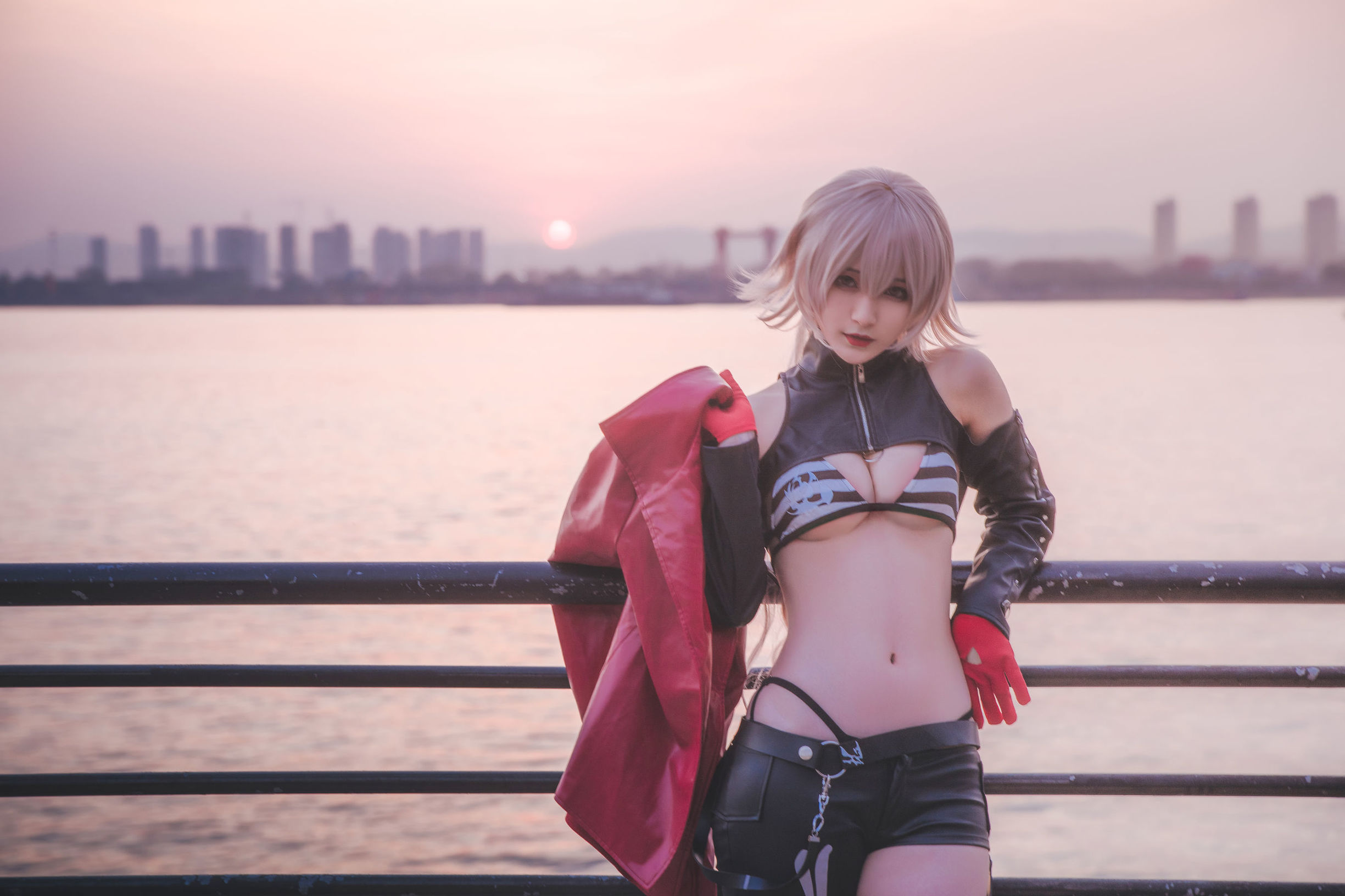 Cosplay寫真] 動漫博主鐵板燒鬼舞w - 中山碼頭黑貞黑呆雙人