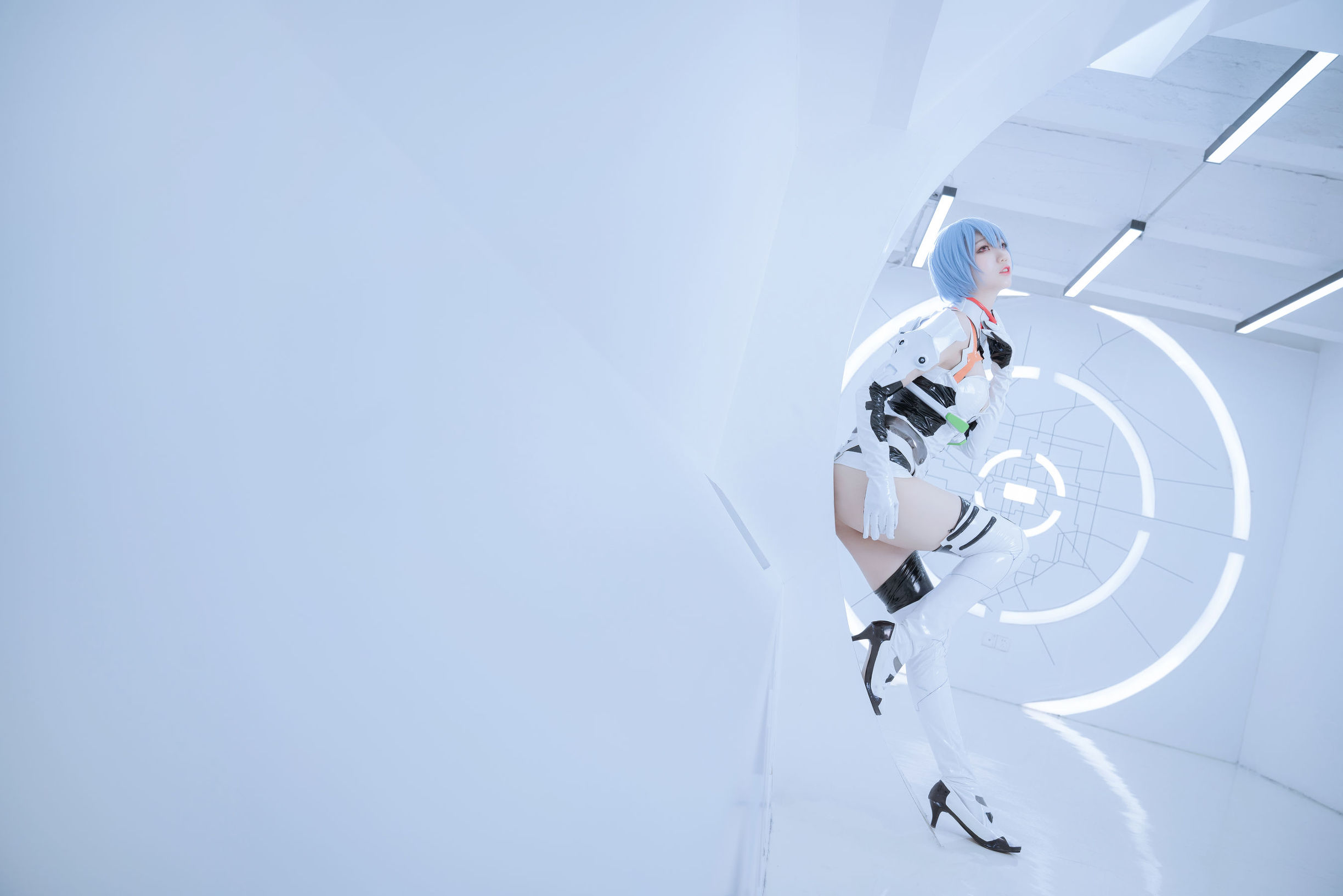 Cosplay Ảnh] Zhou Ji là thỏ thỏ dễ thương - Ayanami Rei Bạch Chiến