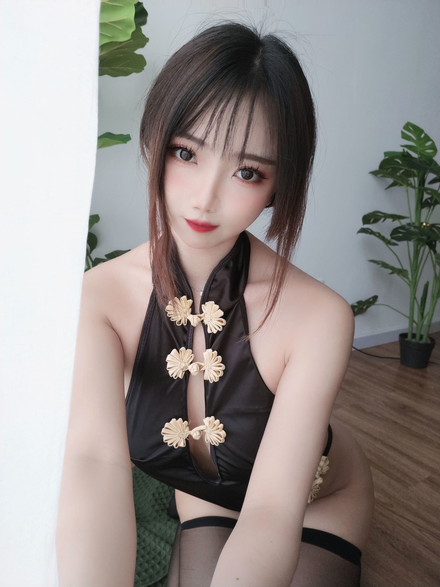 Cosplay寫真] 白嫩美少女鬼畜瑶 - 黑色短款旗袍