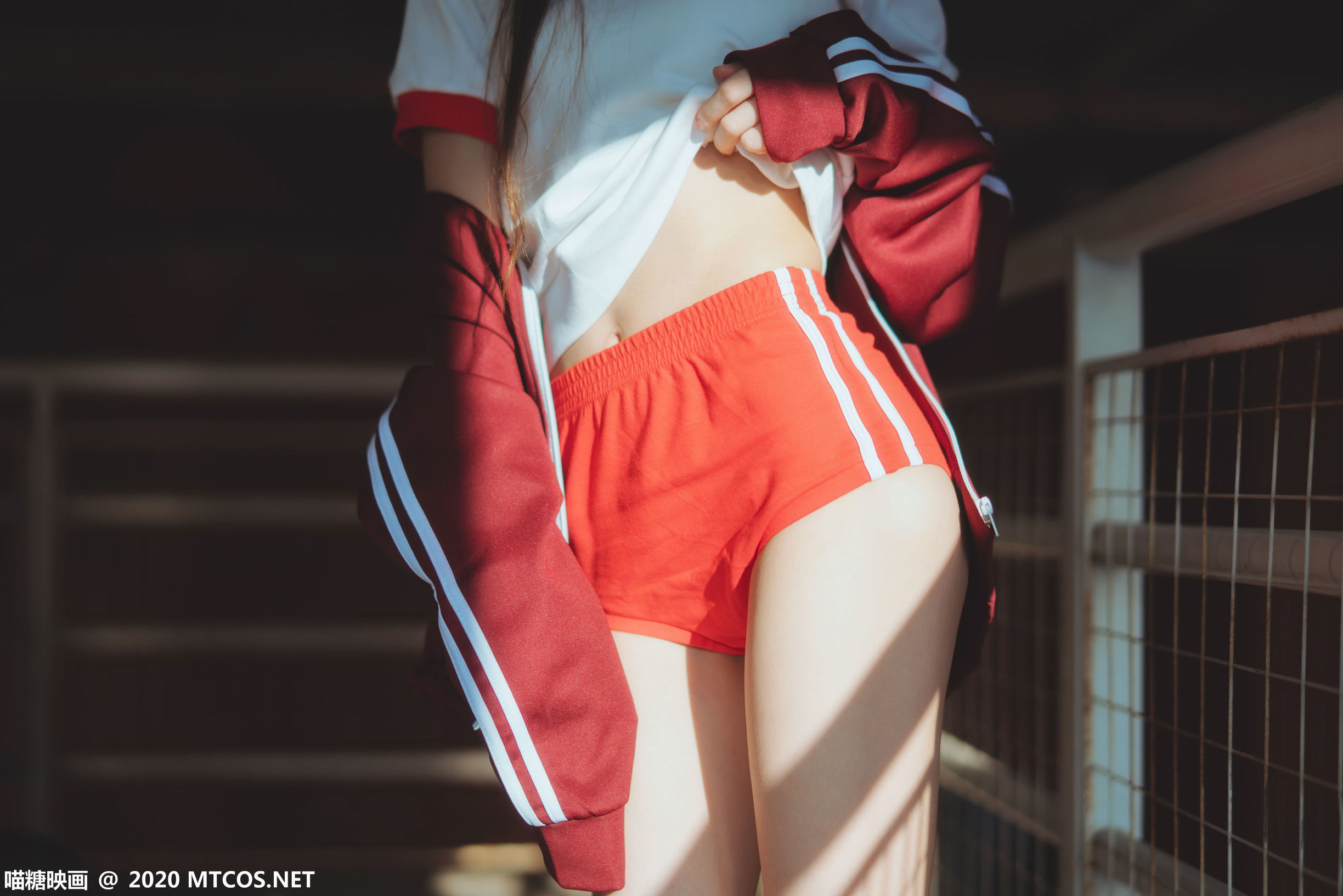 Miêu Đường Điện Ảnh] VOL.308 Áo Thể Dục Màu Đỏ