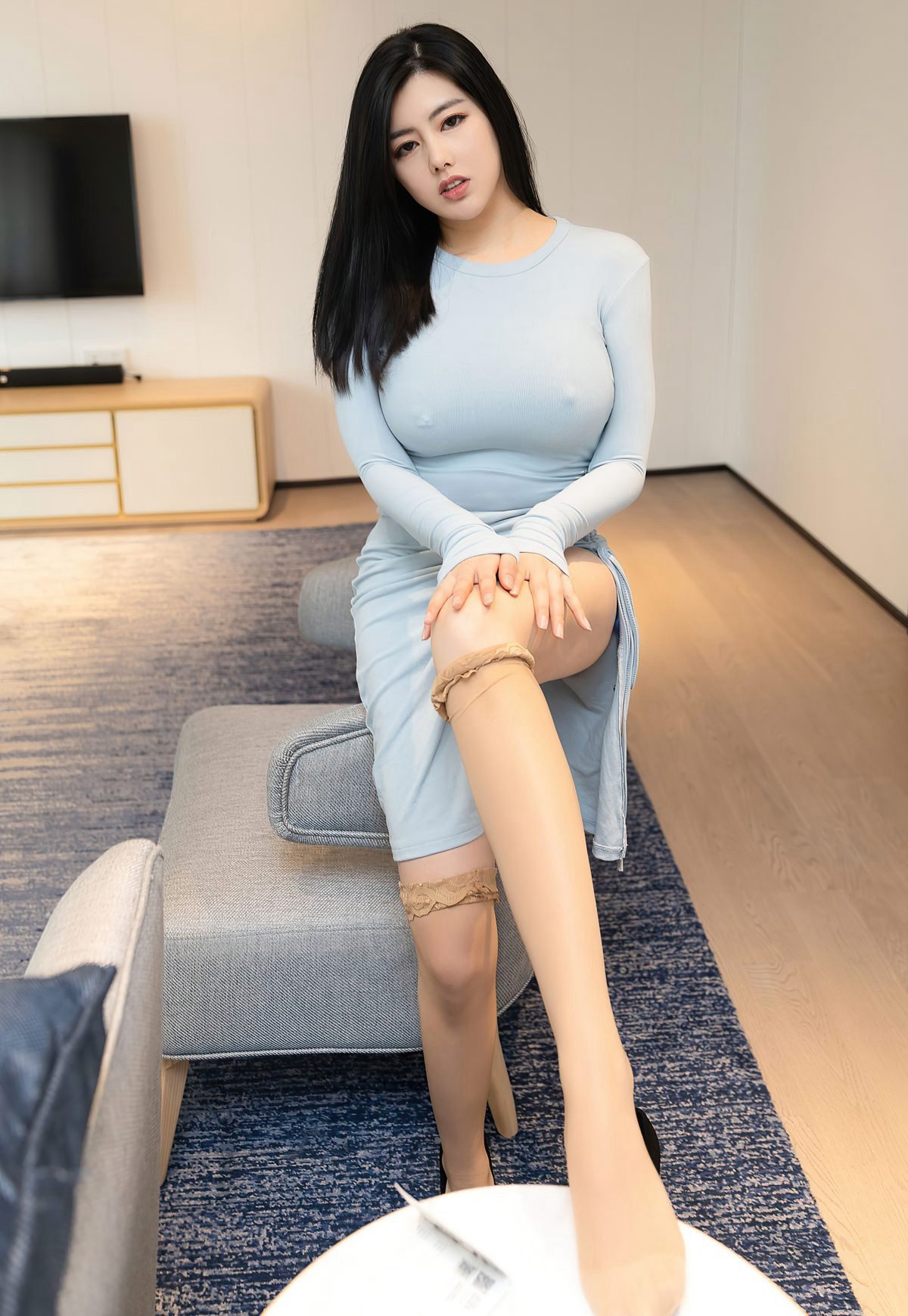 尤蜜荟2021娜露賽琳娜性感肉絲美腿高跟大胸美少婦