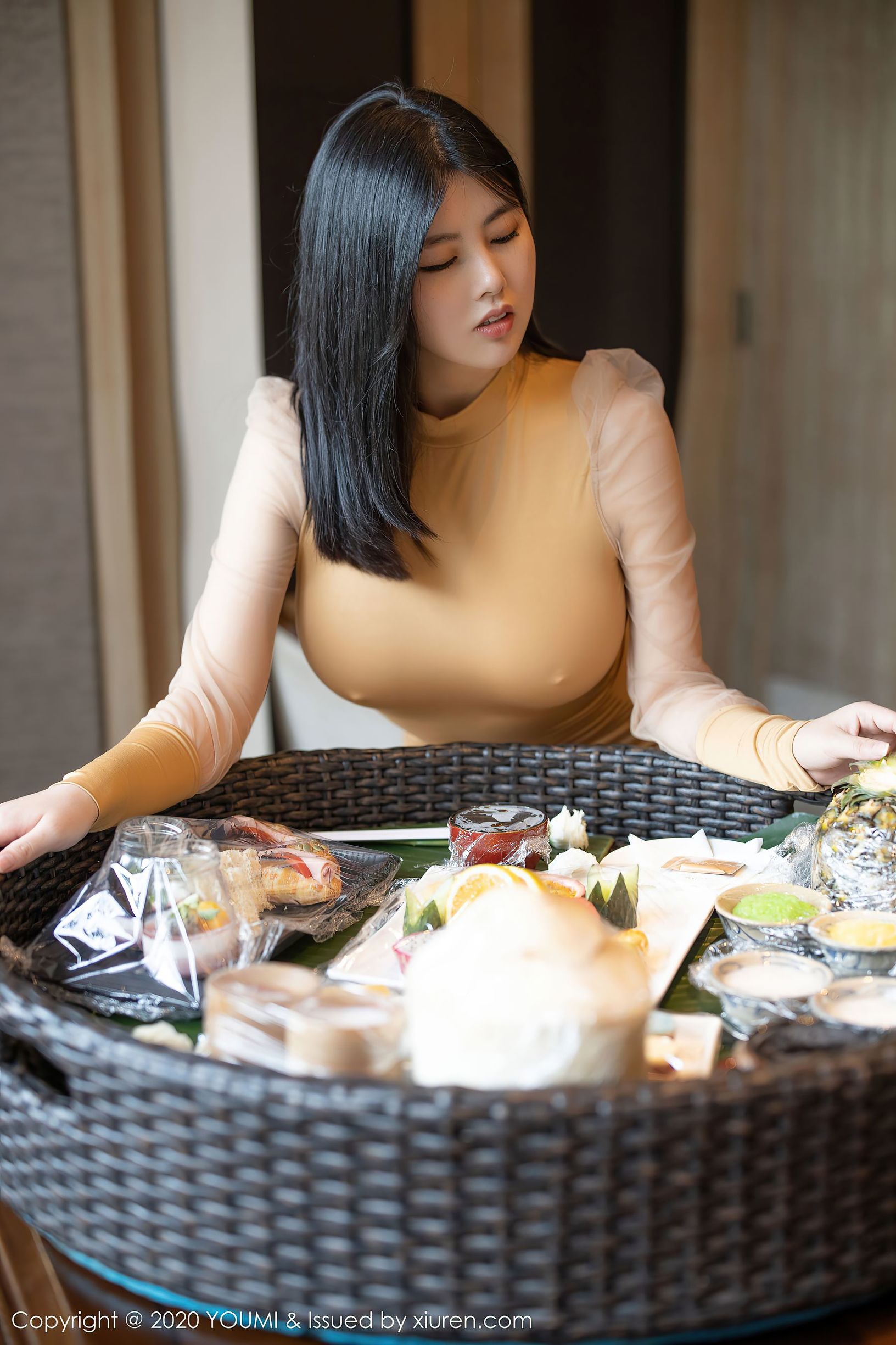 尤蜜薈YouMi] Vol.528 娜露Selena