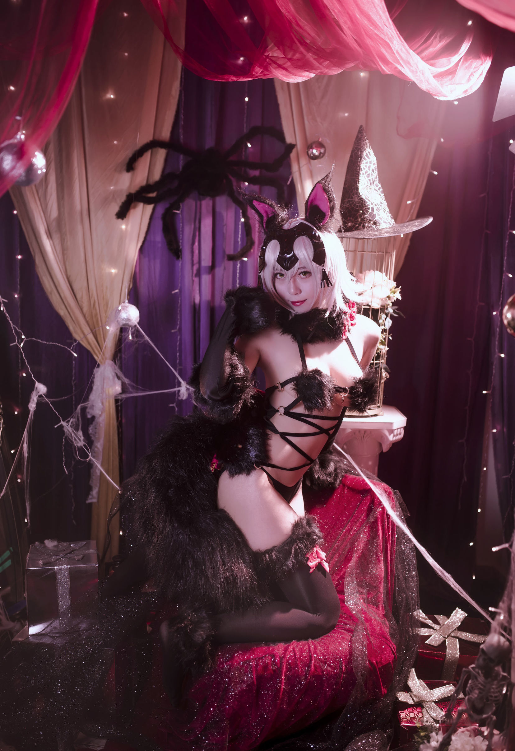 網紅 COSER] 動漫博主莫尼冷冷 - 貞德