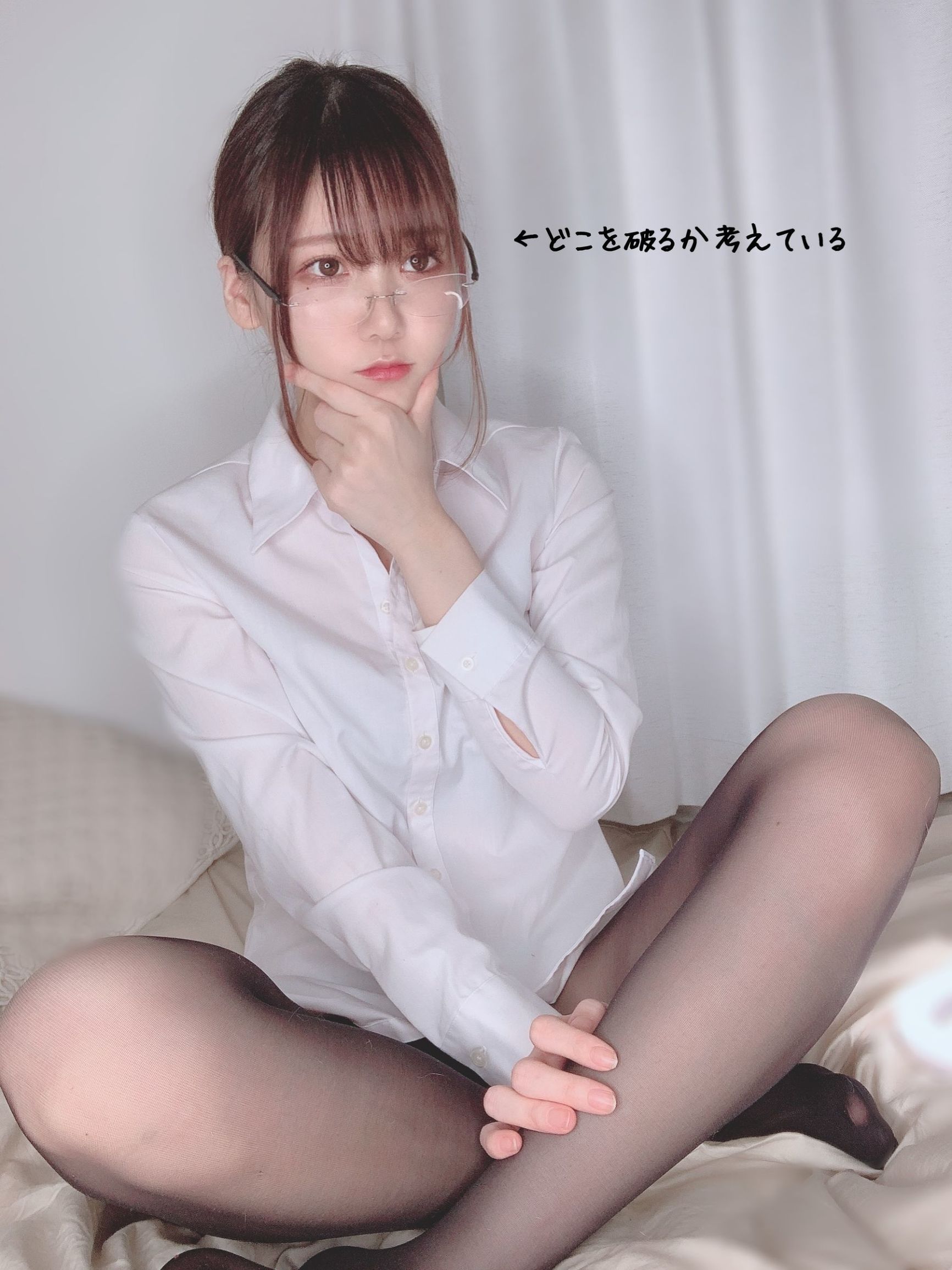 Internet Celebrity Cosplayer] Japanese Sweet Cosplayer Kenken [Fantia] 2020.05 Stockings (Ripped Ver.)
