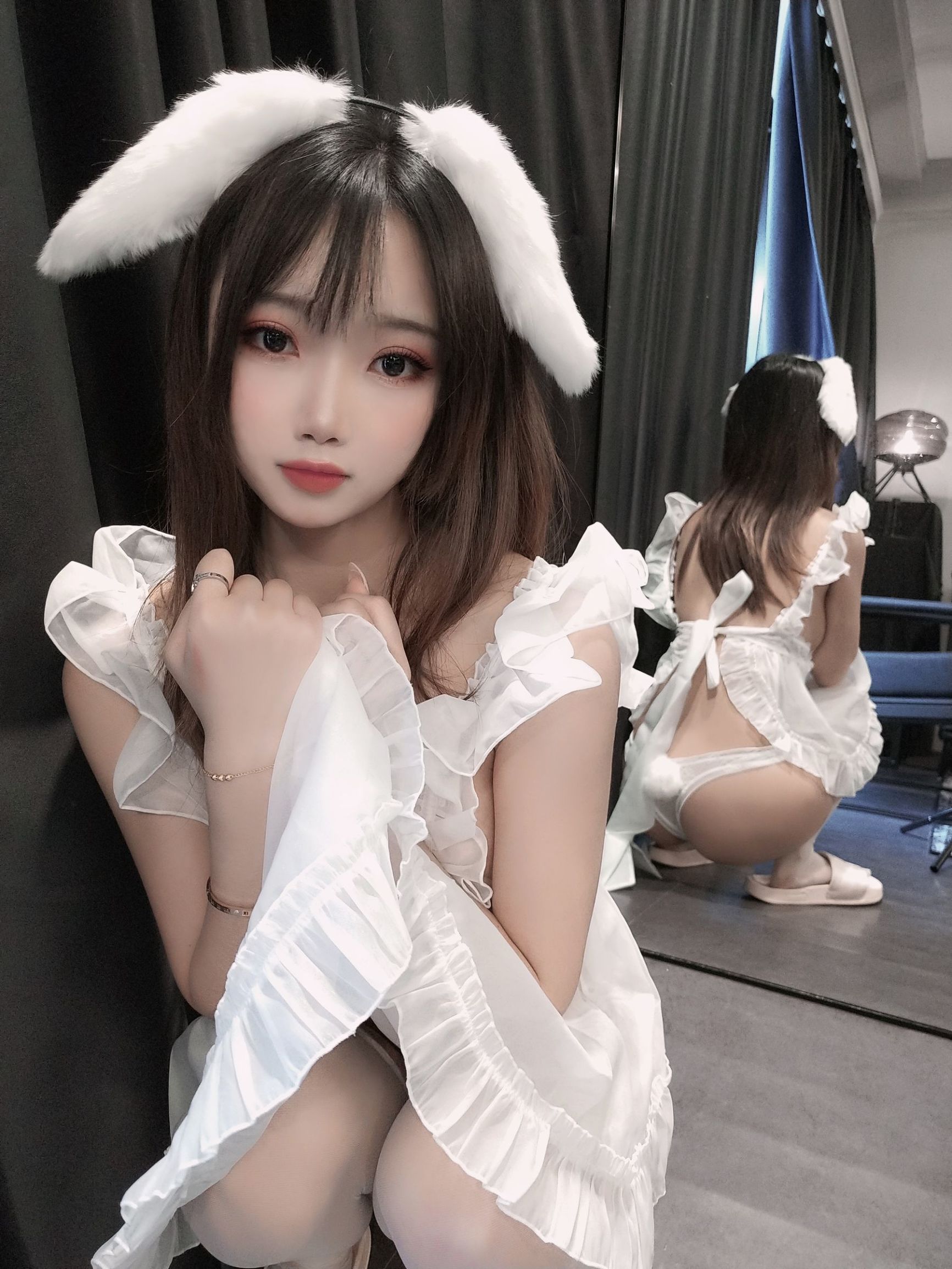 Internet Celebrity Coser] Fair-skinned Beautiful Girl Ghost Yao - Little Sheep Apron