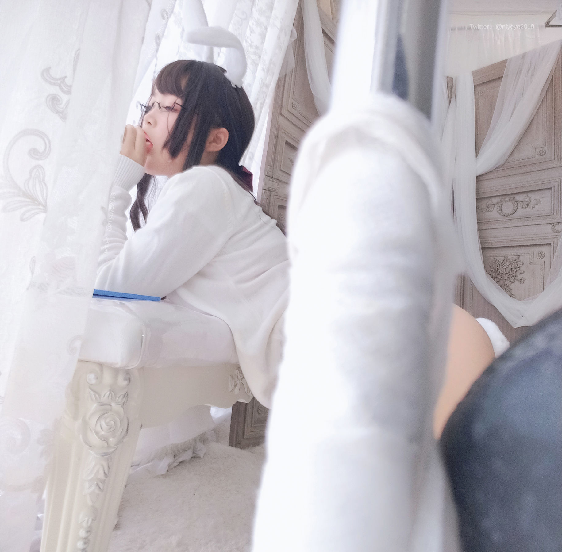 網紅COSER] 萌系小姐姐-白烨- - 發情期