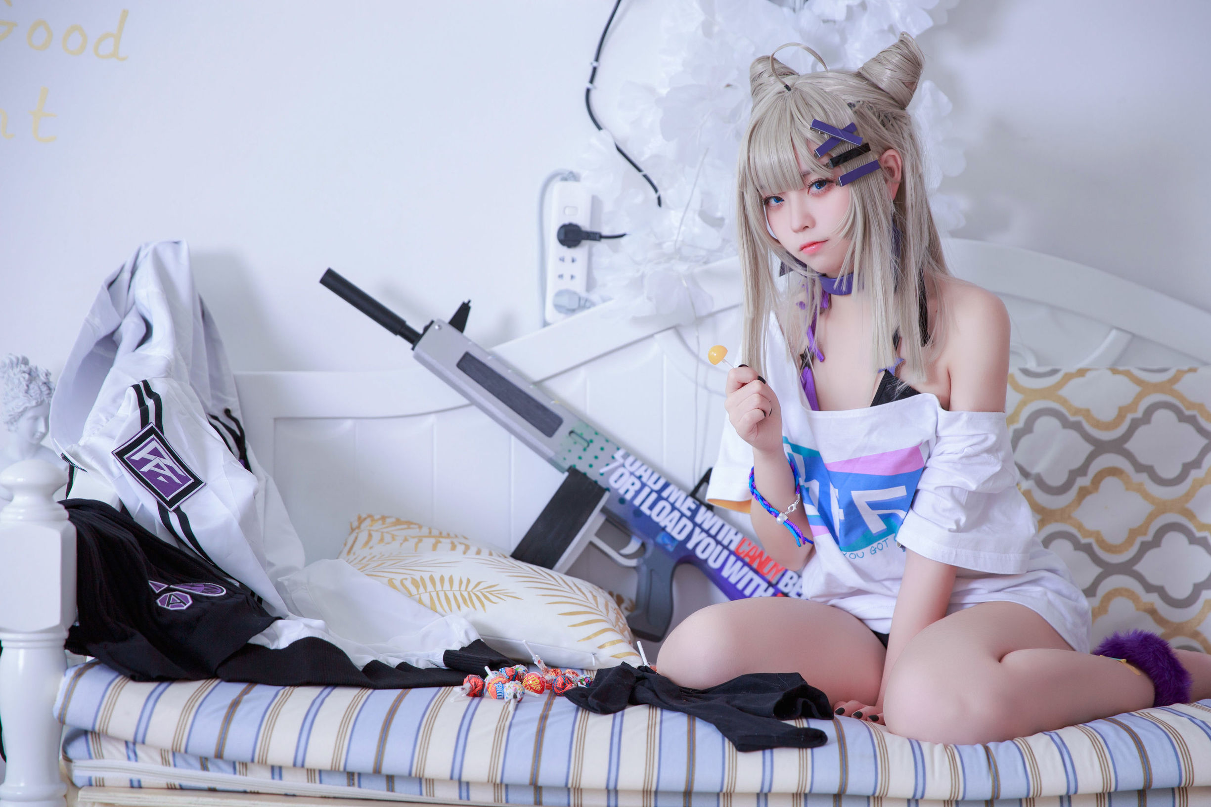 Internet Celebrity Coser] Anime Blogger G44 Will Not Get Hurt - AA12
