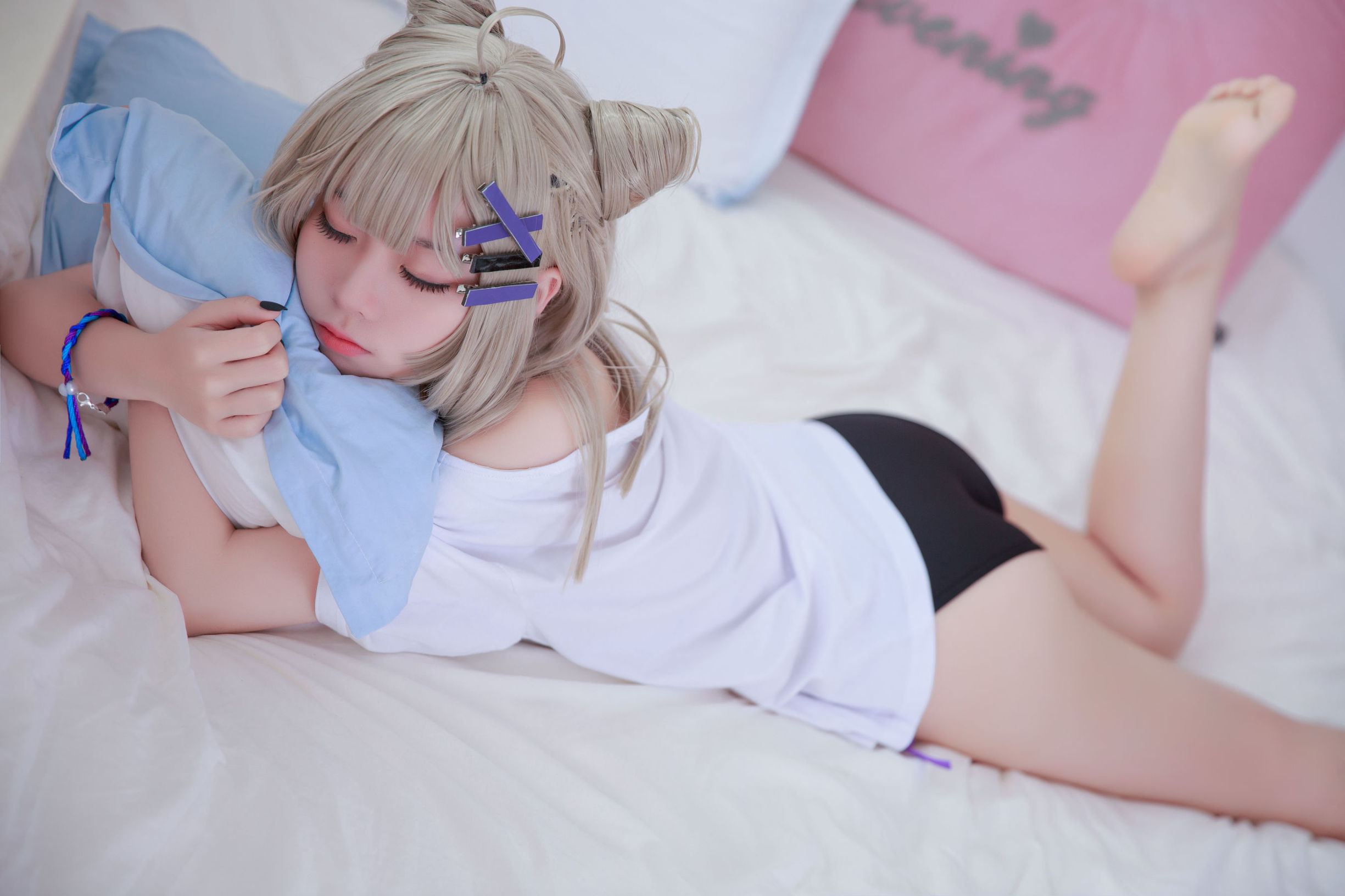 ネット有名人コスプレイヤー] アニメブロガー G44 は傷つかない - AA12