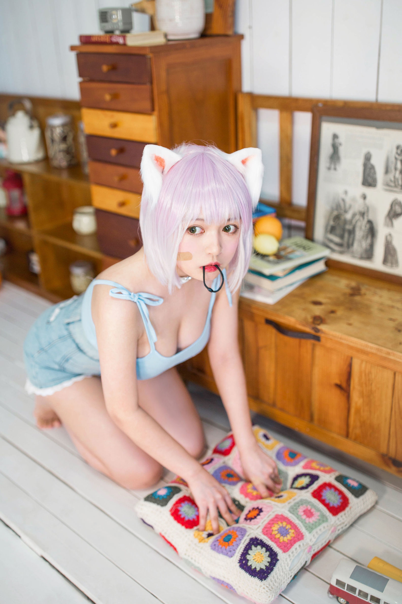 網紅COSER] 大眼萌妹黑貓貓OvO - 養貓小課堂