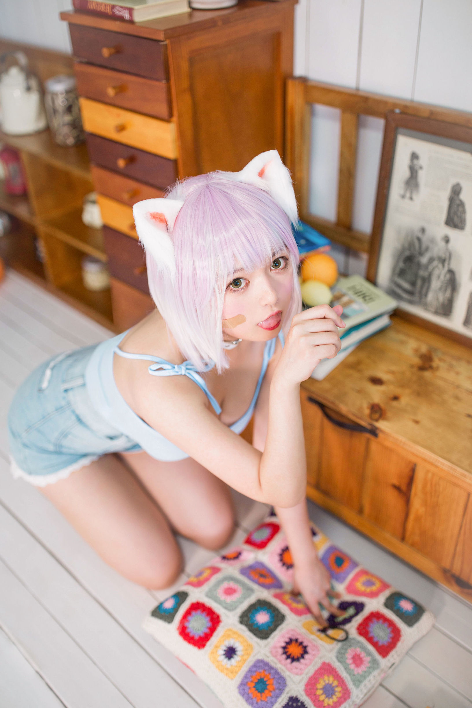 網紅COSER] 大眼萌妹黑貓貓OvO - 養貓小課堂