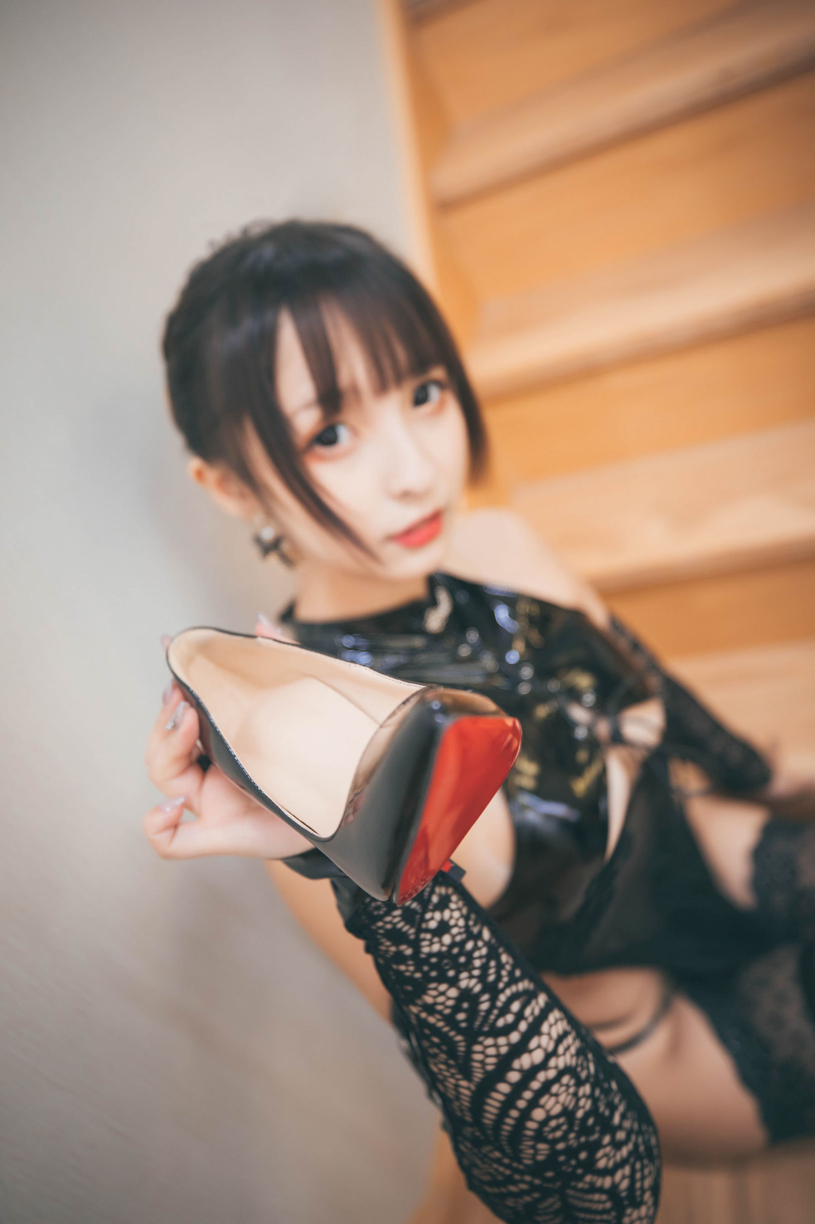 Coser Nổi Tiếng Trên Mạng]  belle  Kagurazaka Mafuyu Của Gió Và Mặt Trăng - Qipao Đen